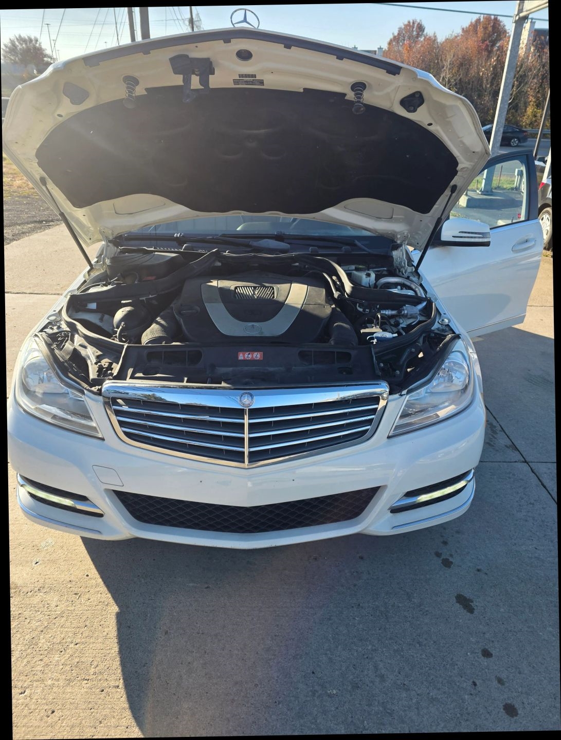 Mercedes-Benz C-Class C300 4MATIC Luxury Sedan 2012