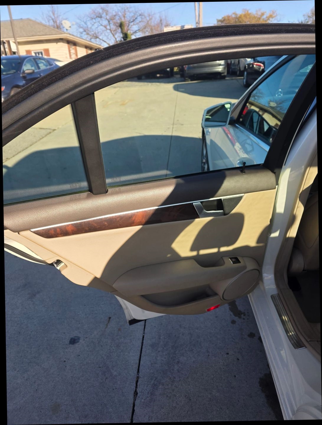 Mercedes-Benz C-Class C300 4MATIC Luxury Sedan 2012