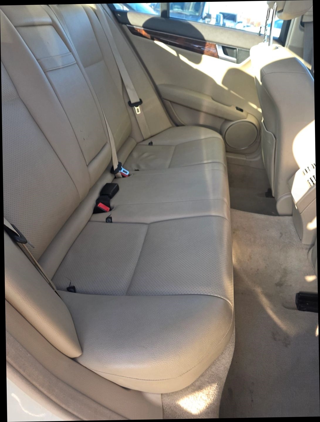 Mercedes-Benz C-Class C300 4MATIC Luxury Sedan 2012