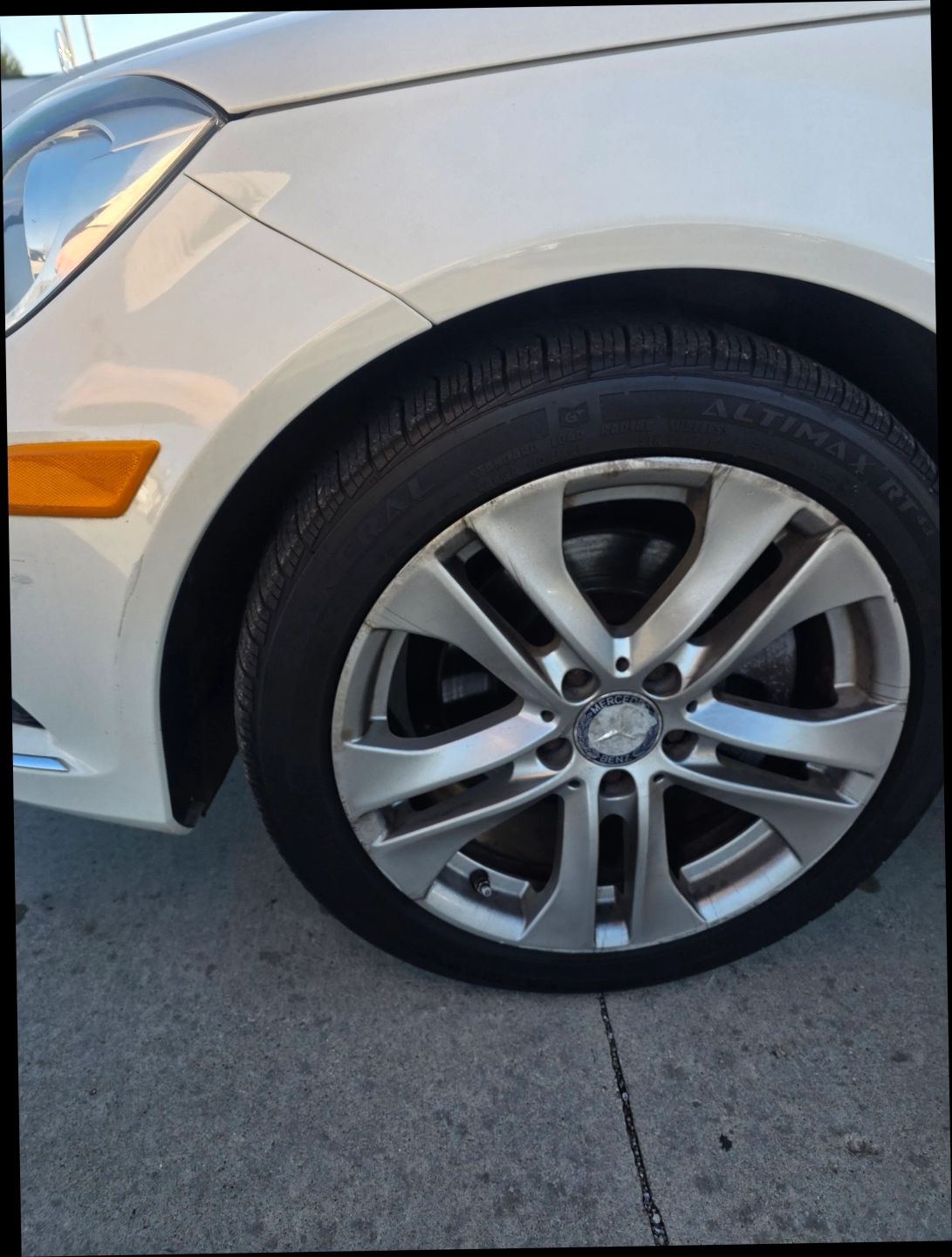 Mercedes-Benz C-Class C300 4MATIC Luxury Sedan 2012