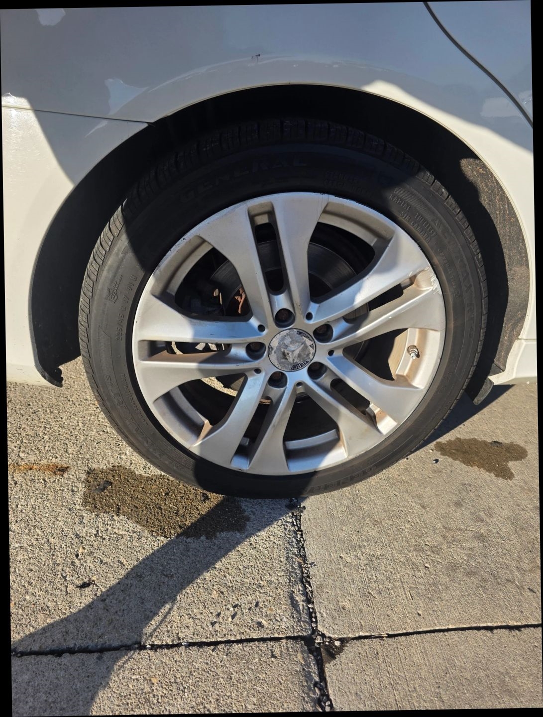 Mercedes-Benz C-Class C300 4MATIC Luxury Sedan 2012