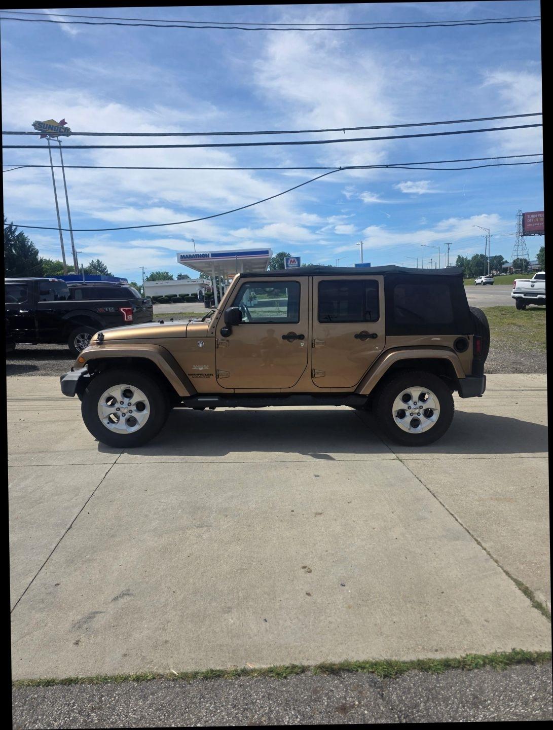 Jeep Wrangler Unlimited Sahara 4WD 2015