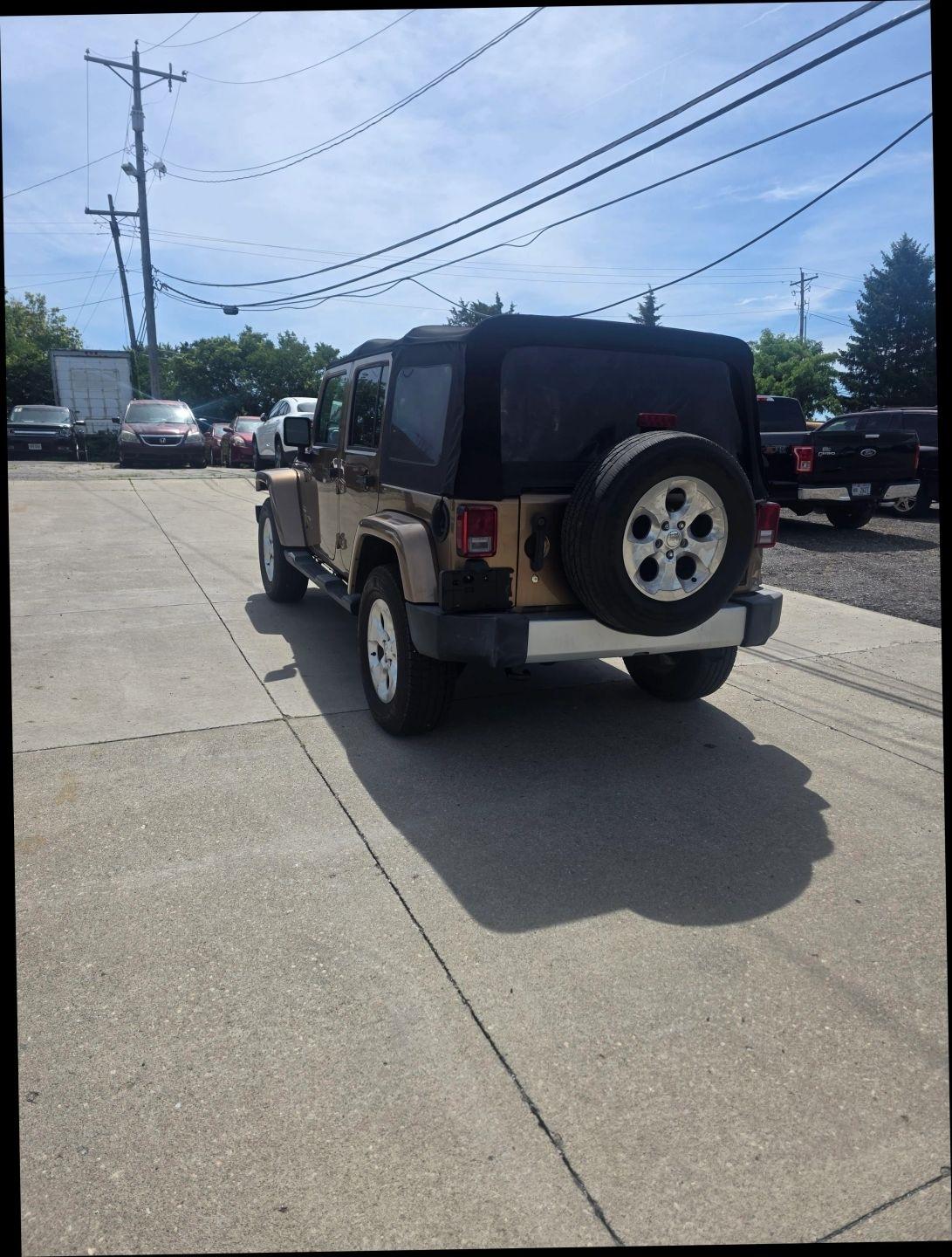 Jeep Wrangler Unlimited Sahara 4WD 2015