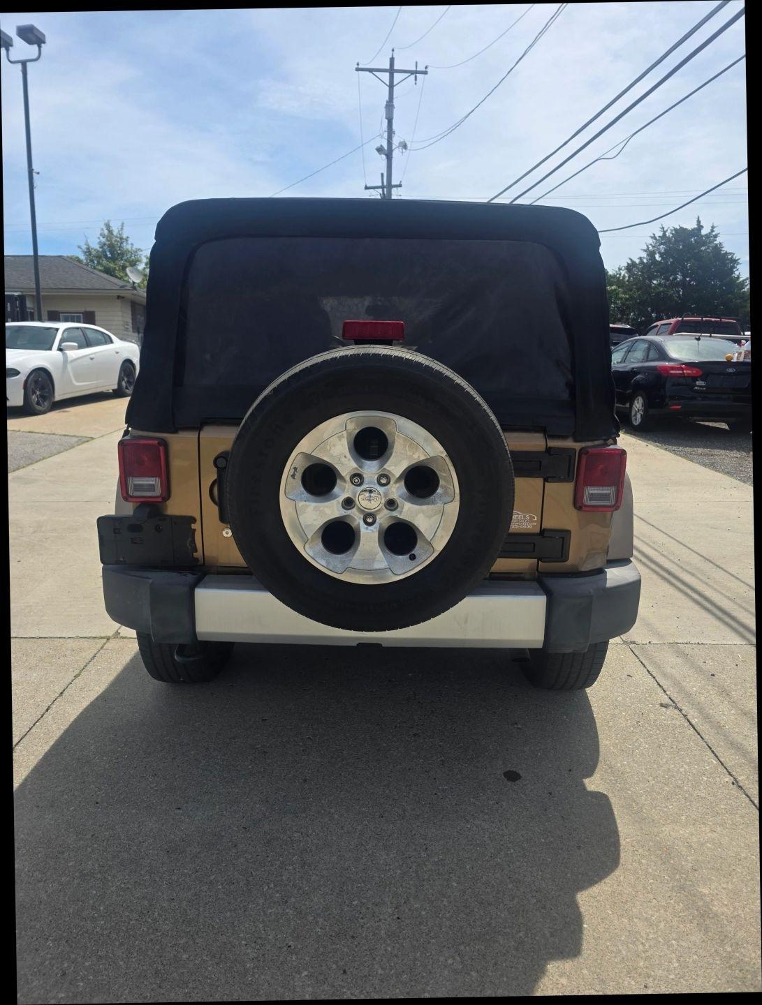 Jeep Wrangler Unlimited Sahara 4WD 2015