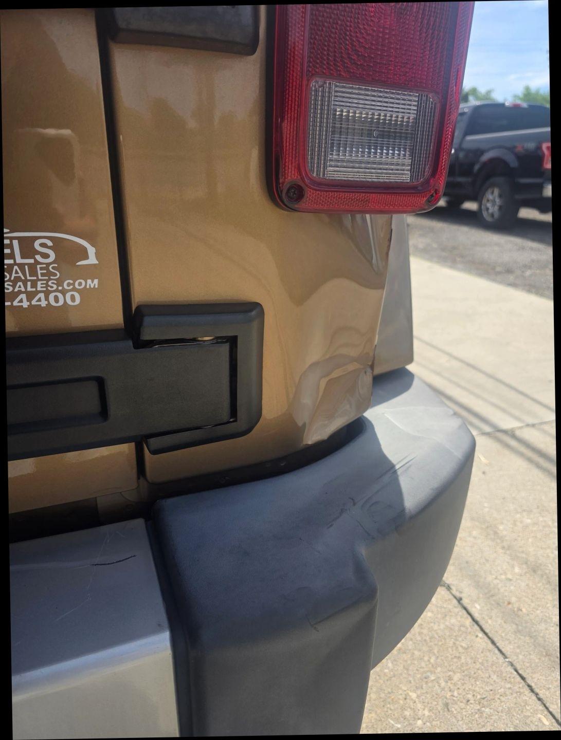 Jeep Wrangler Unlimited Sahara 4WD 2015