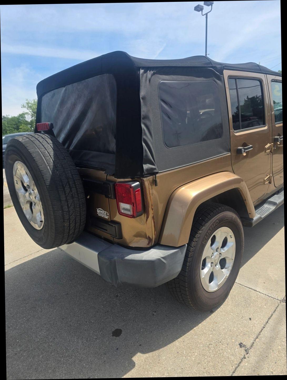 Jeep Wrangler Unlimited Sahara 4WD 2015