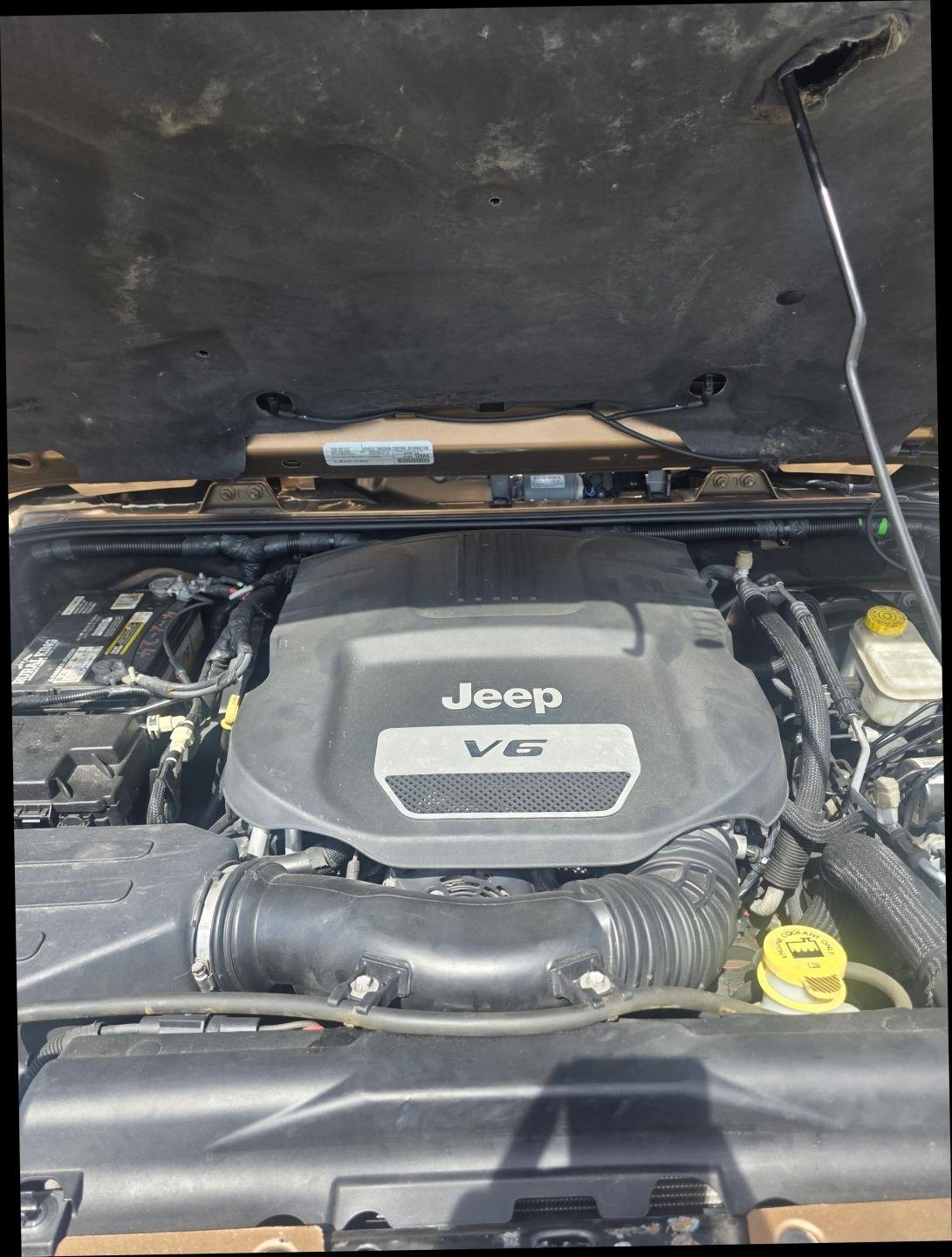 Jeep Wrangler Unlimited Sahara 4WD 2015