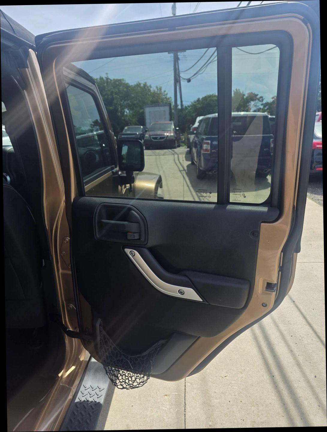 Jeep Wrangler Unlimited Sahara 4WD 2015
