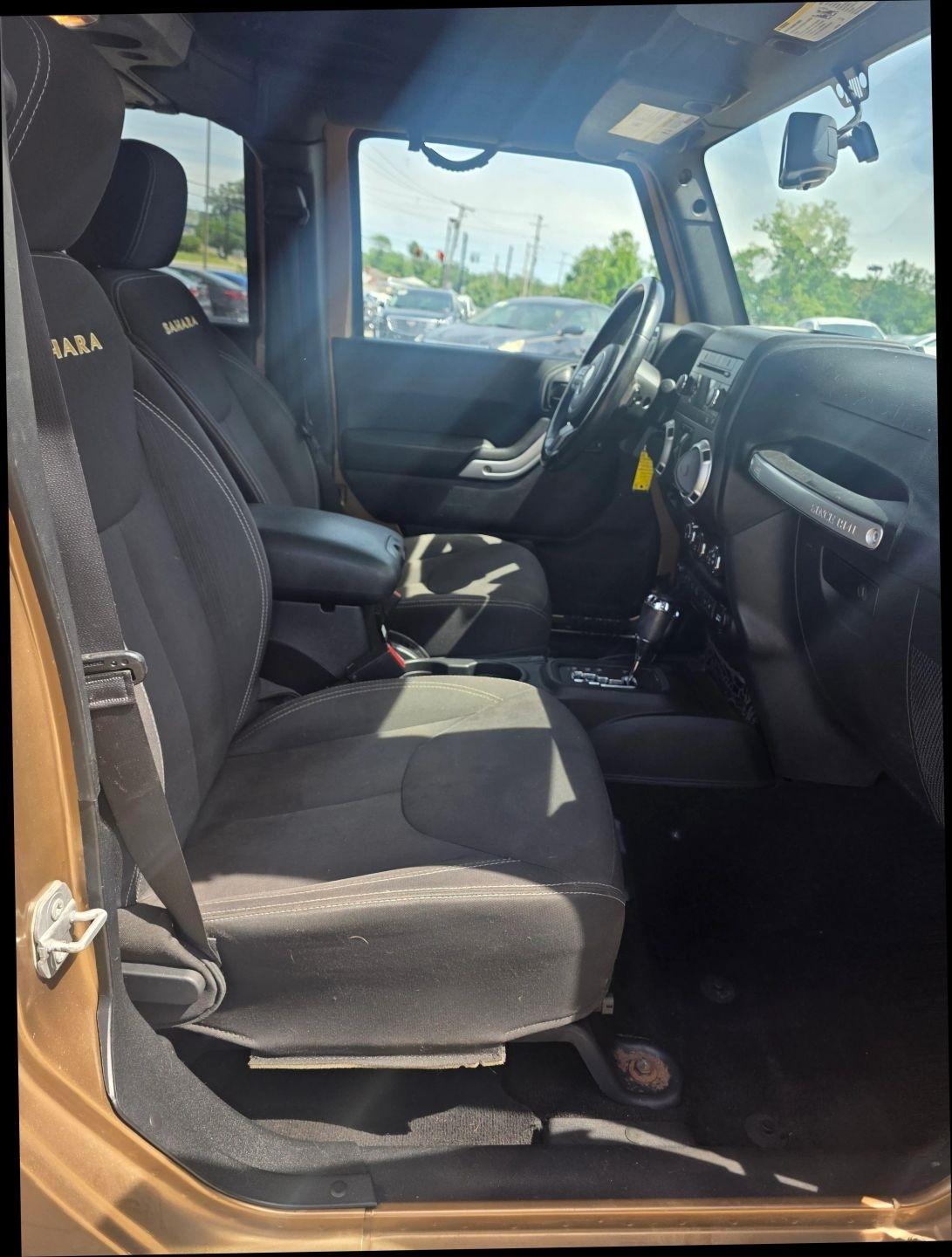 Jeep Wrangler Unlimited Sahara 4WD 2015