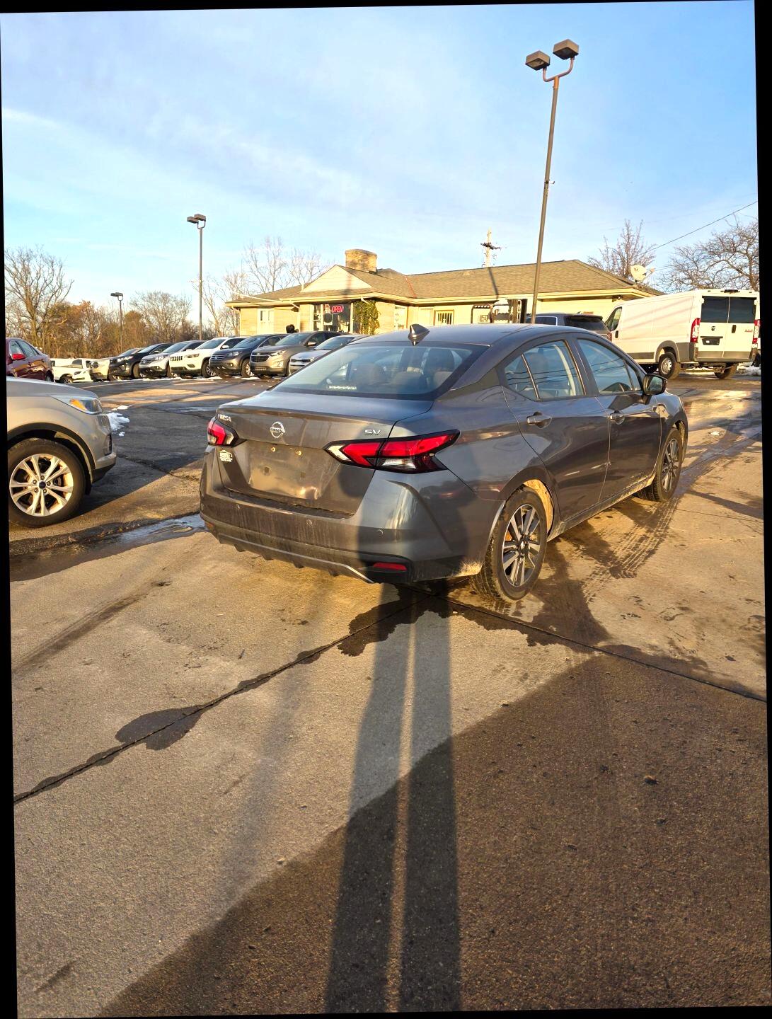 Nissan Versa SV 2021