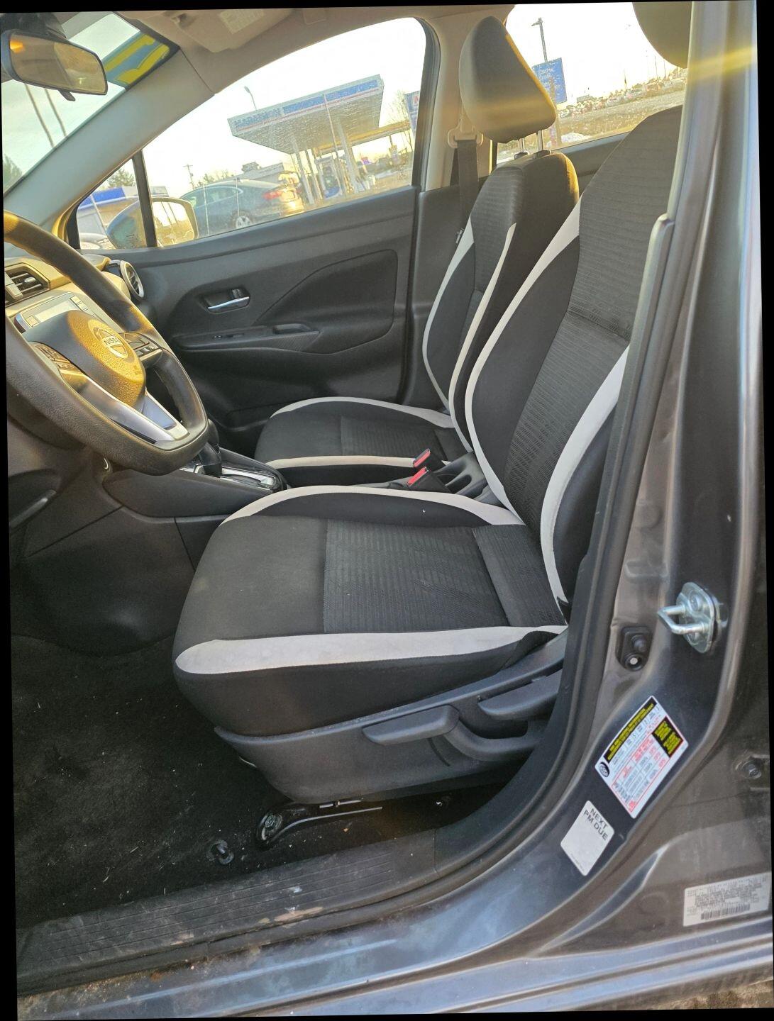 Nissan Versa SV 2021