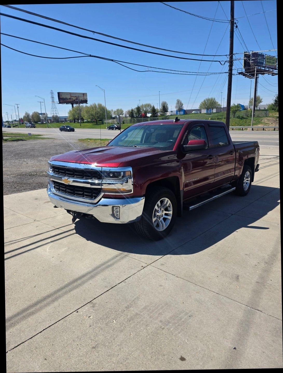 Chevrolet Silverado 1500 LT Crew Cab 4WD 2017