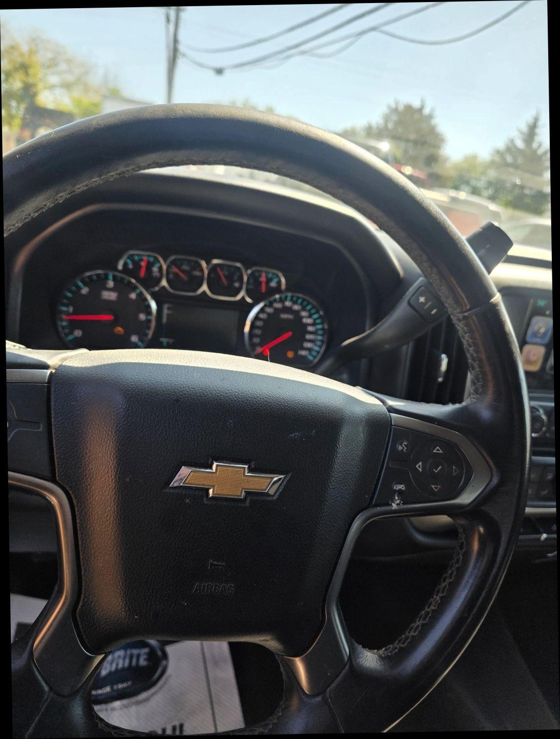 Chevrolet Silverado 1500 LT Crew Cab 4WD 2017
