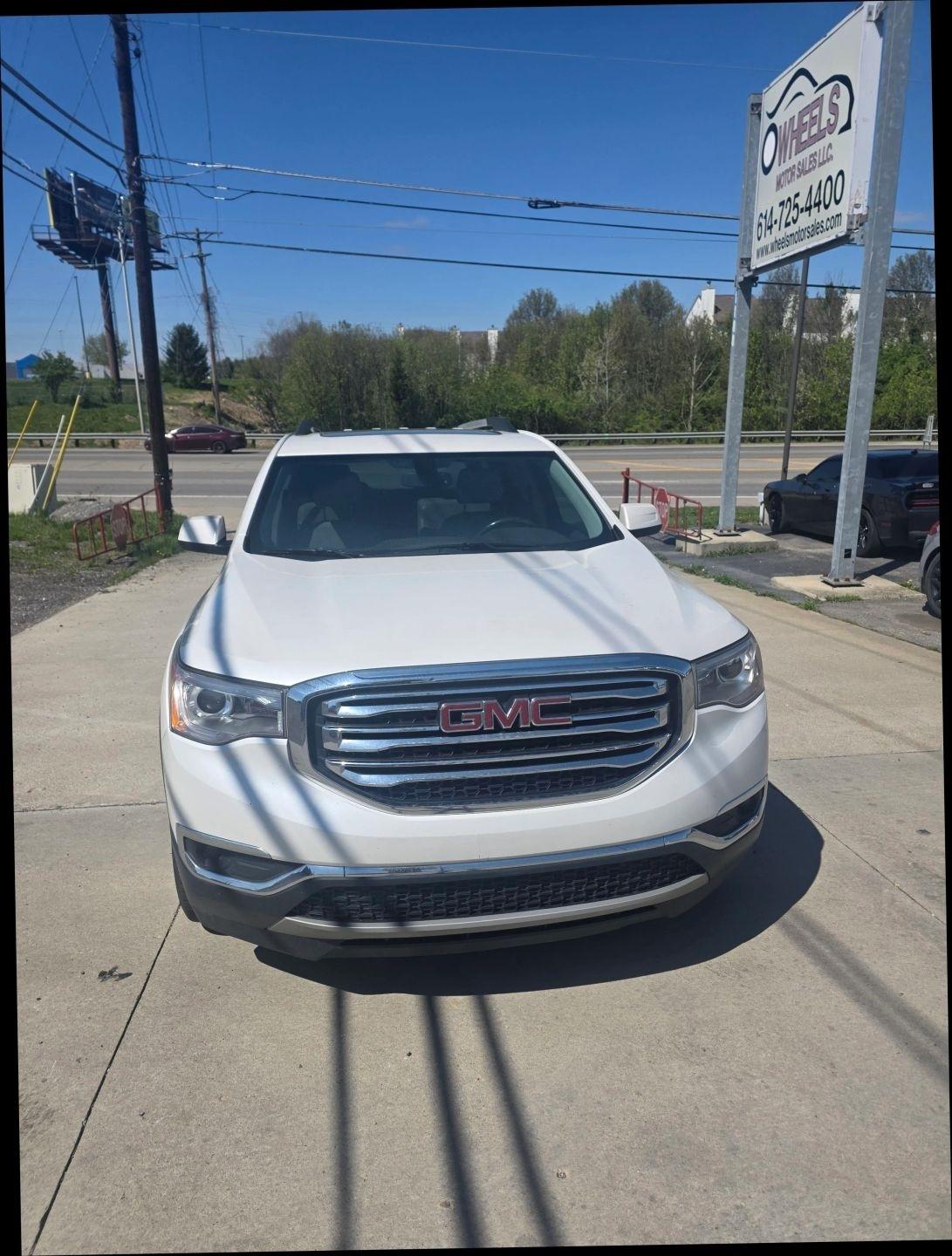 GMC Acadia SLT-1 FWD 2019