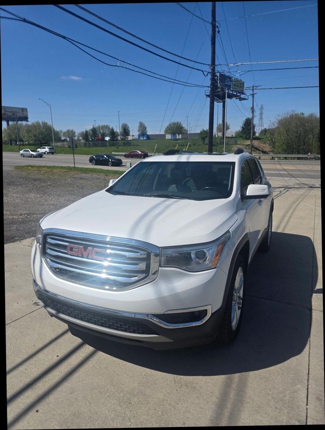 GMC Acadia SLT-1 FWD 2019