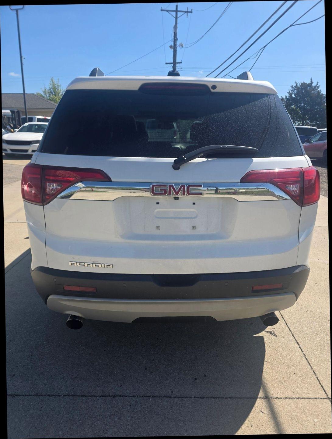 GMC Acadia SLT-1 FWD 2019