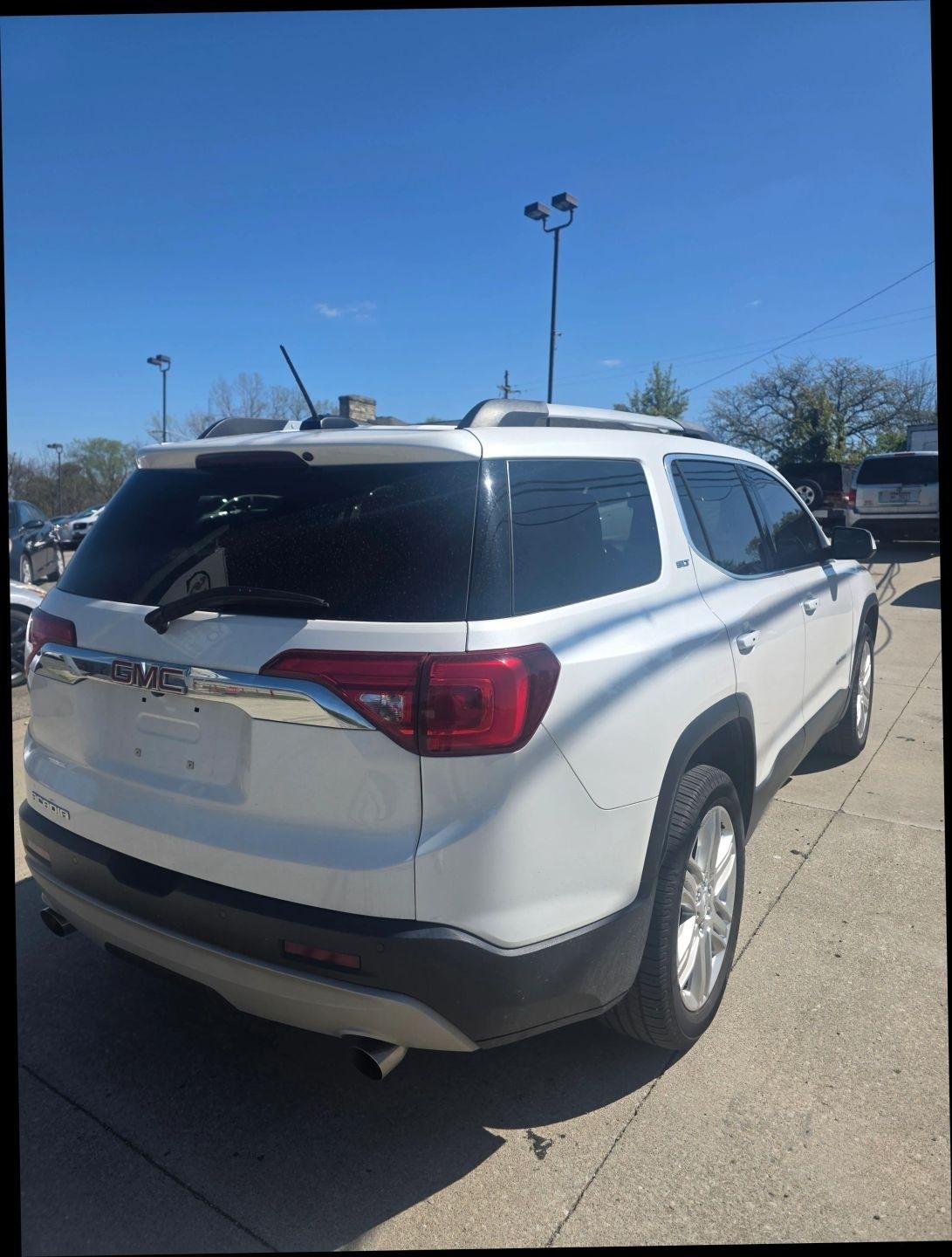 GMC Acadia SLT-1 FWD 2019
