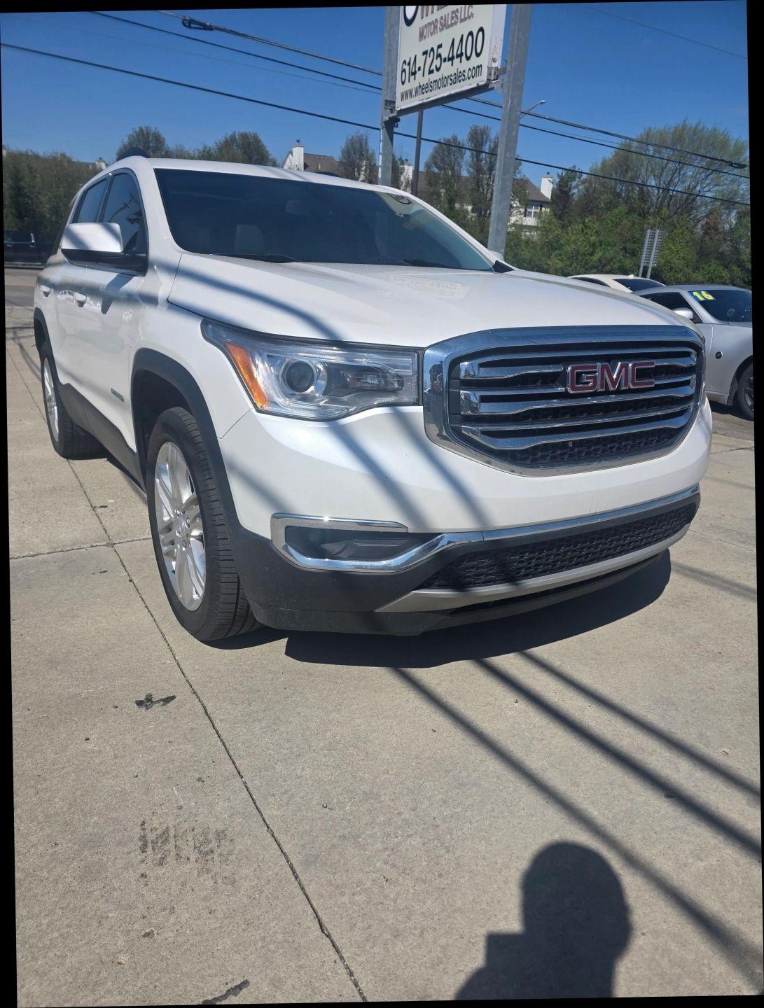 GMC Acadia SLT-1 FWD 2019