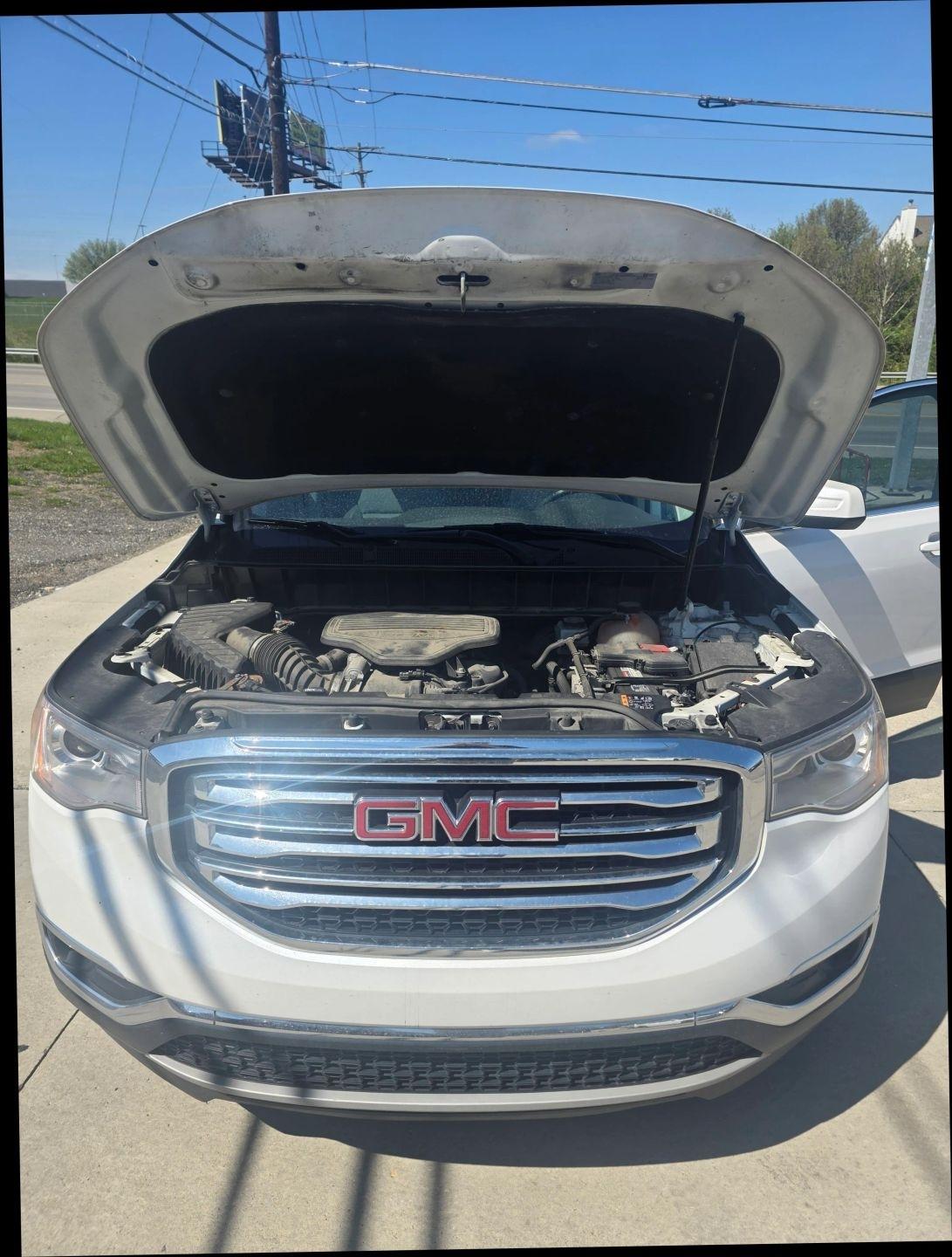 GMC Acadia SLT-1 FWD 2019