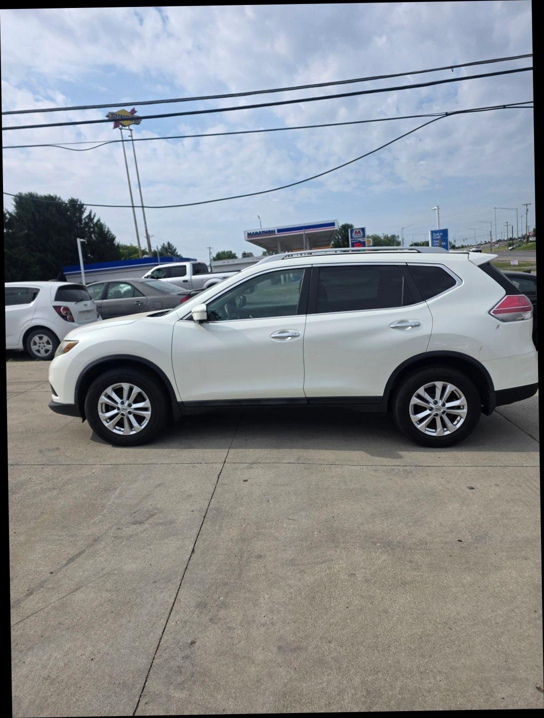 Nissan Rogue SV AWD 2015