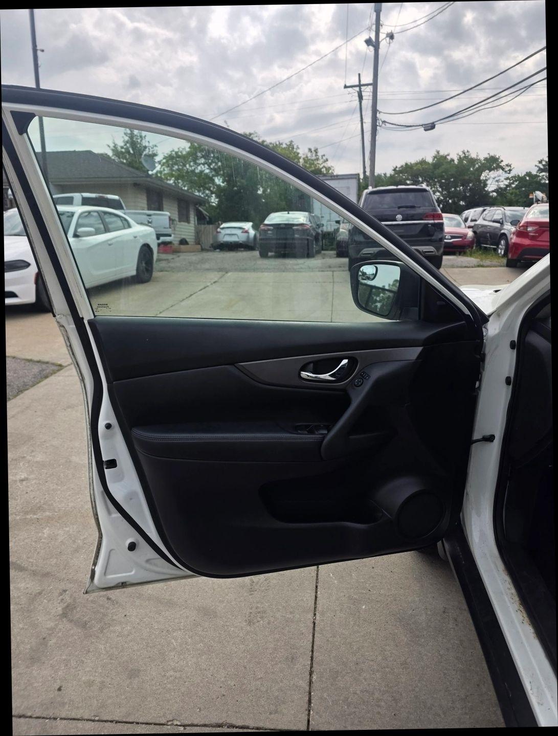 Nissan Rogue SV AWD 2015