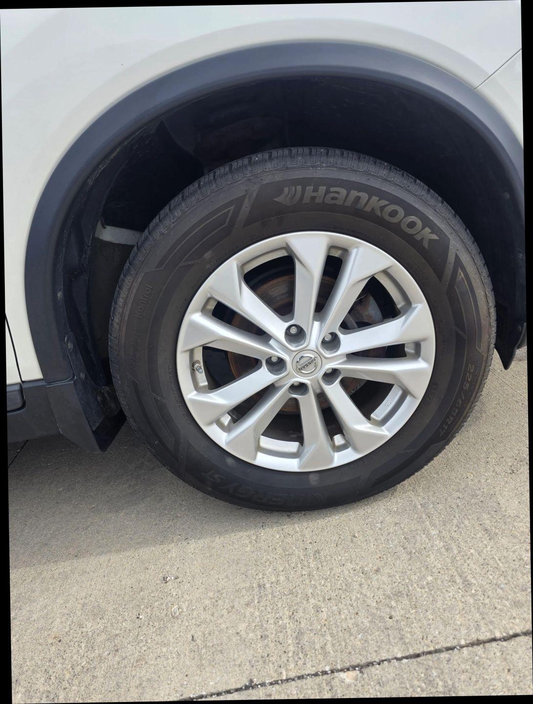 Nissan Rogue SV AWD 2015