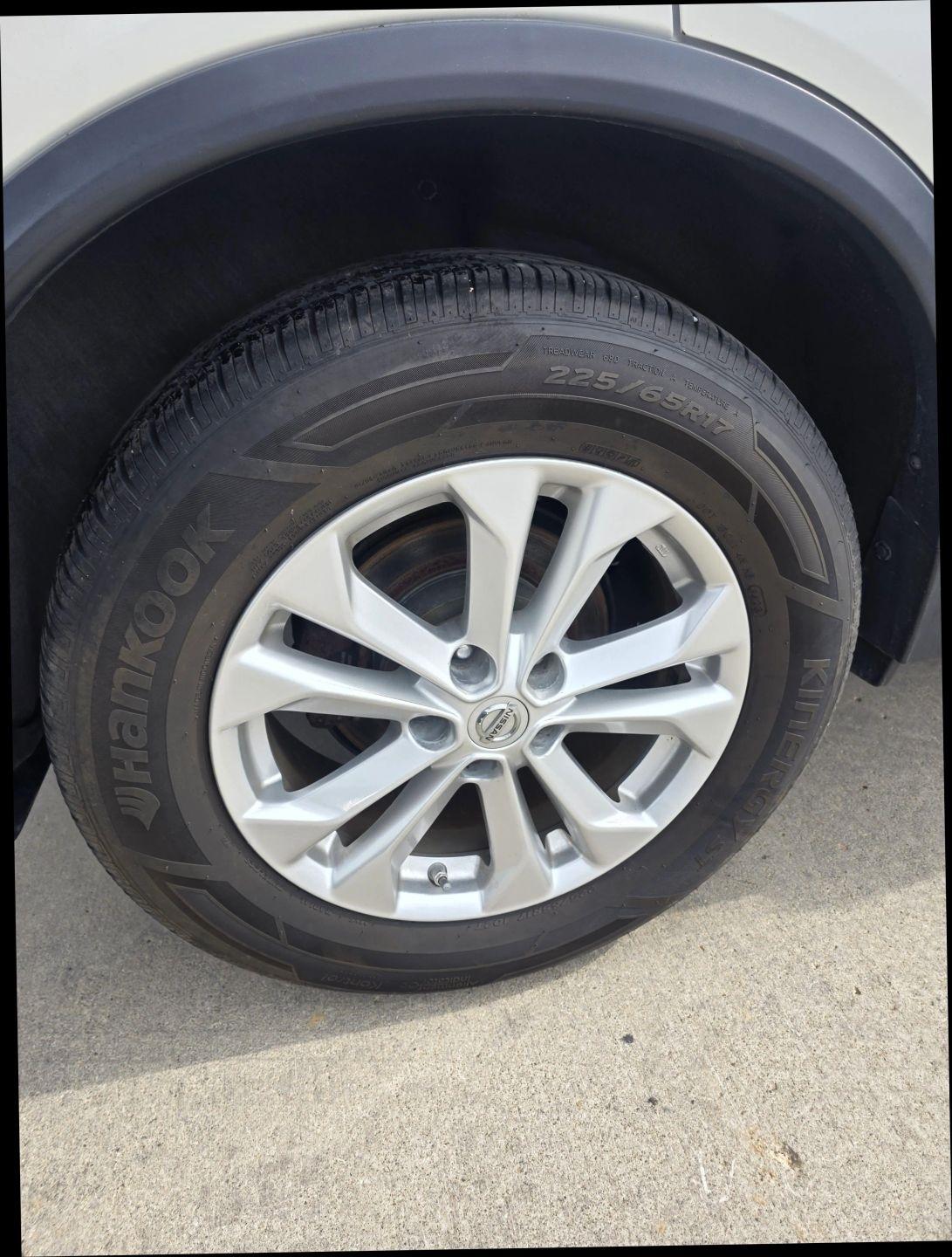 Nissan Rogue SV AWD 2015