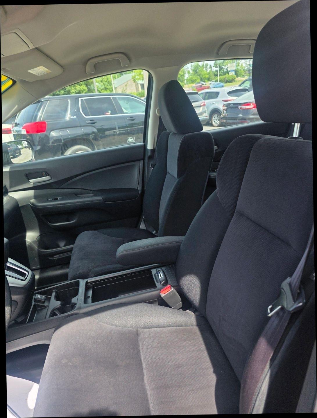Honda CR-V LX 4WD 5-Speed AT 2012