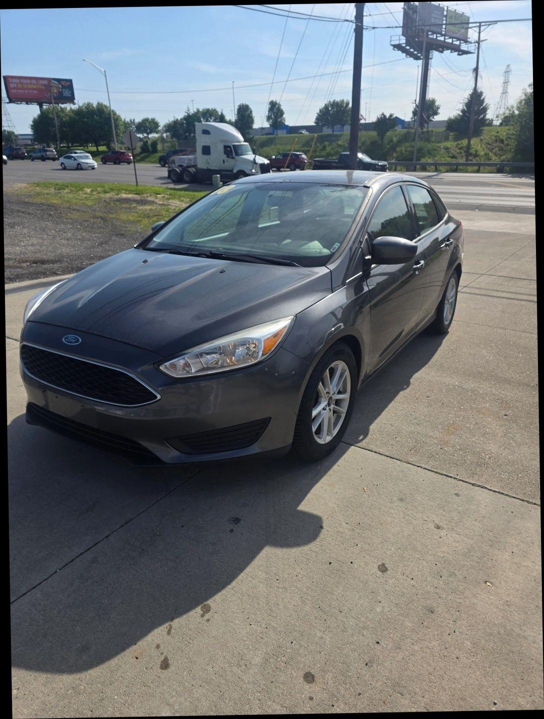 Ford Focus SE Sedan 2018