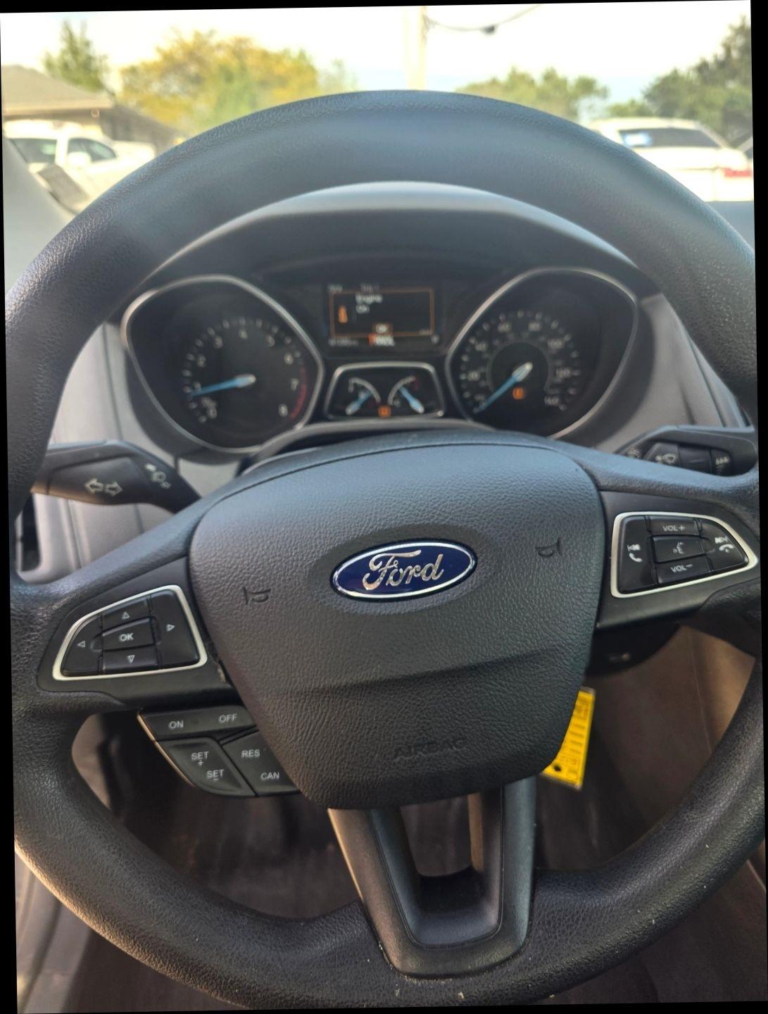 Ford Focus SE Sedan 2018