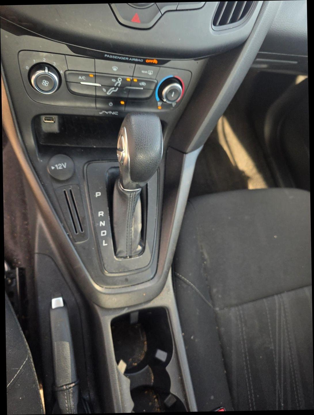 Ford Focus SE Sedan 2018