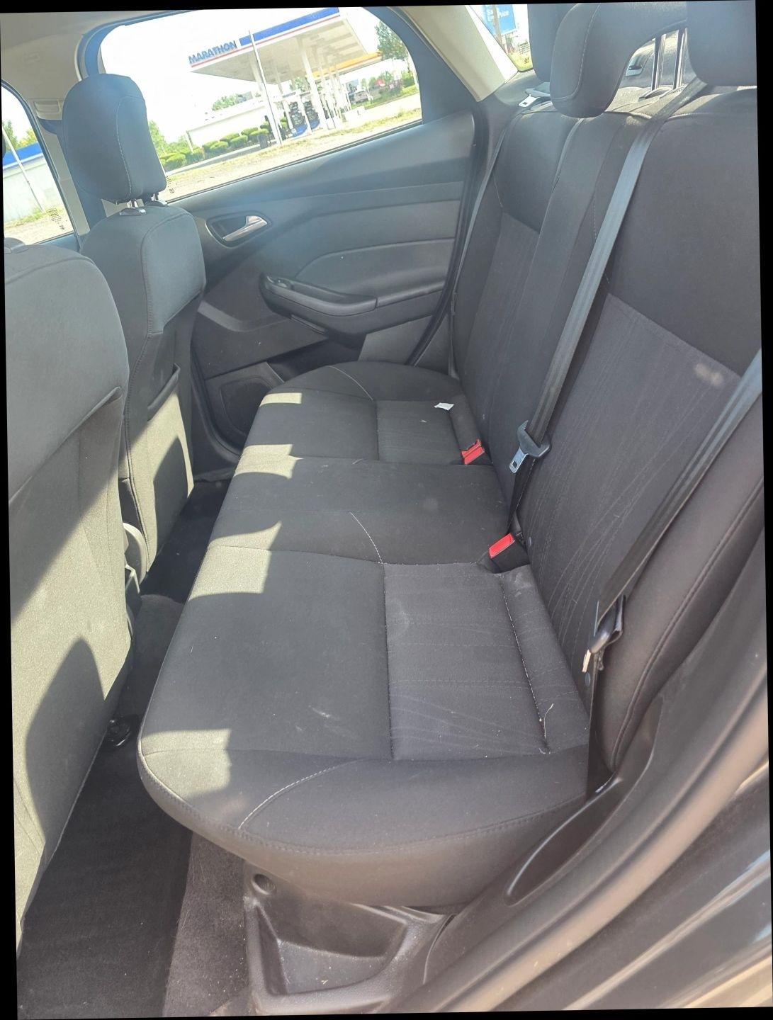 Ford Focus SE Sedan 2018