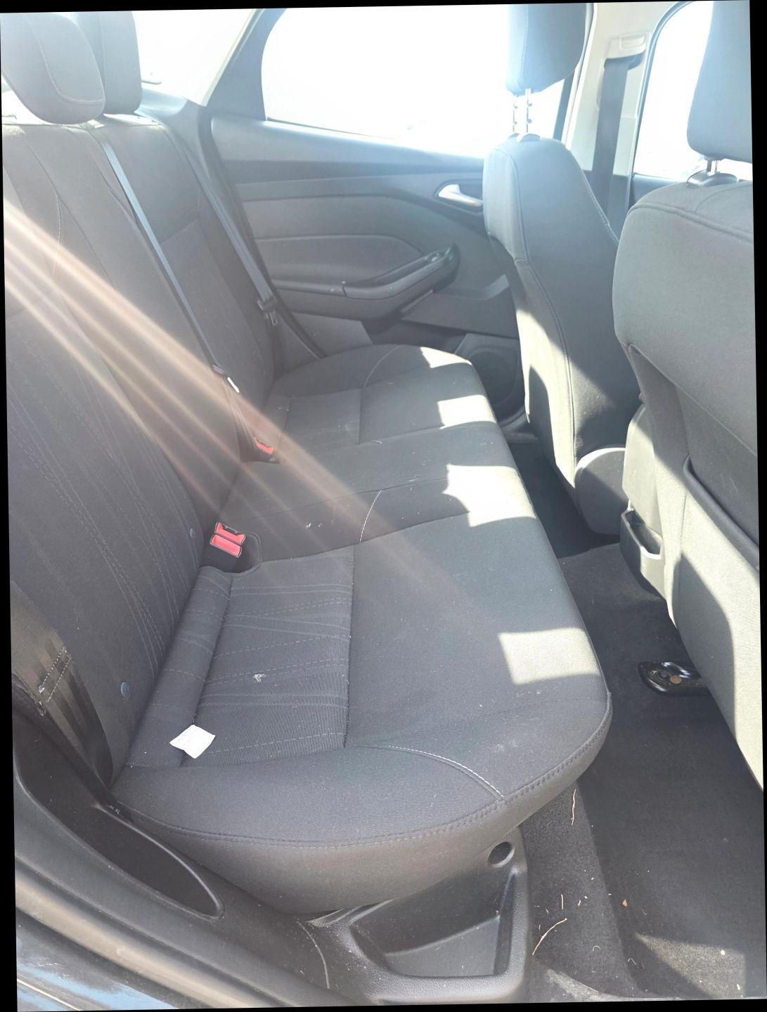 Ford Focus SE Sedan 2018