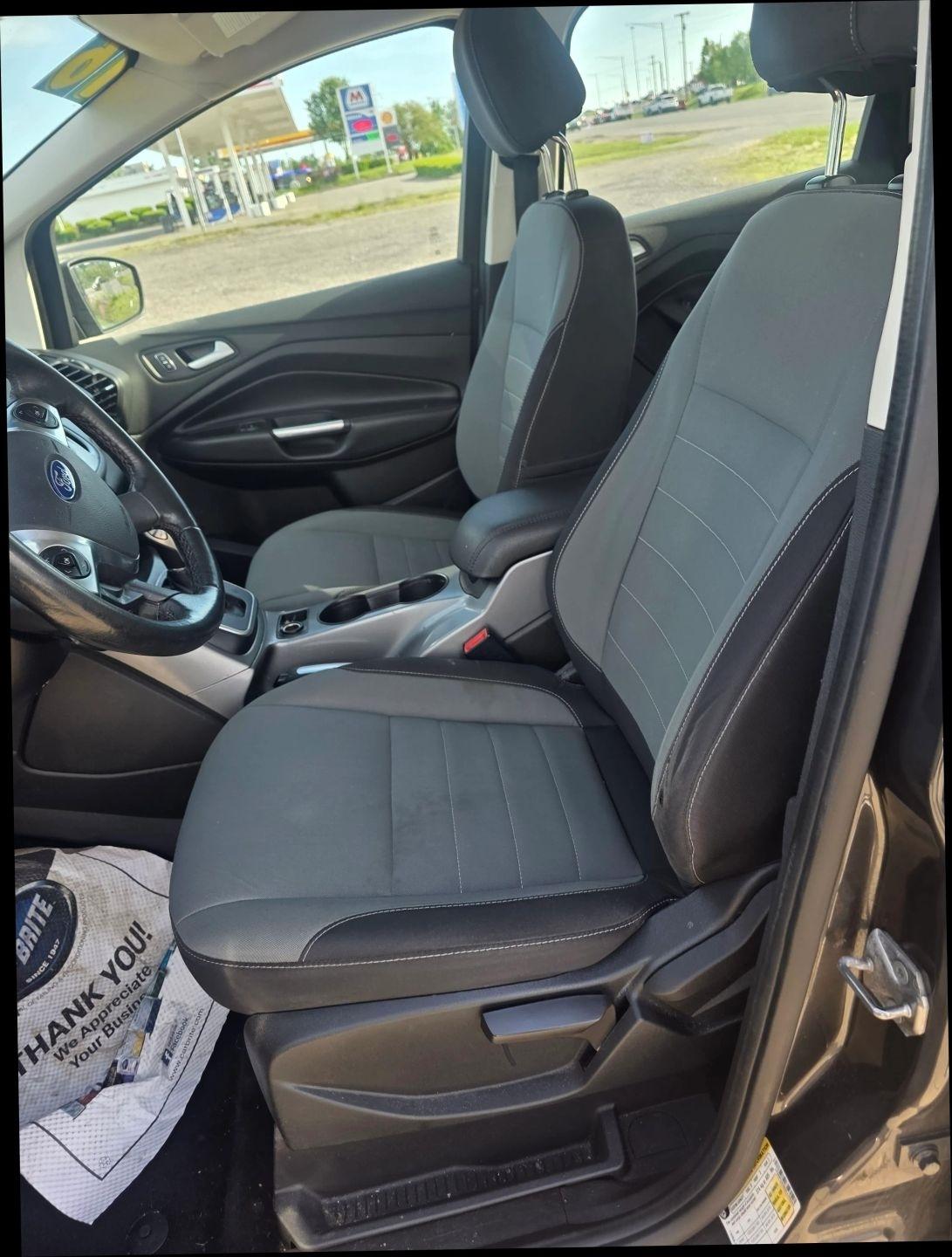 Ford C-Max Hybrid SE 2016