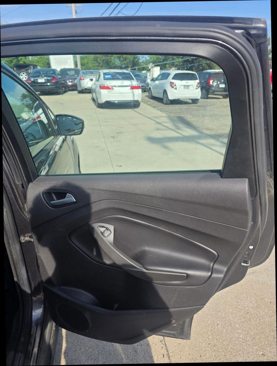Ford C-Max Hybrid SE 2016
