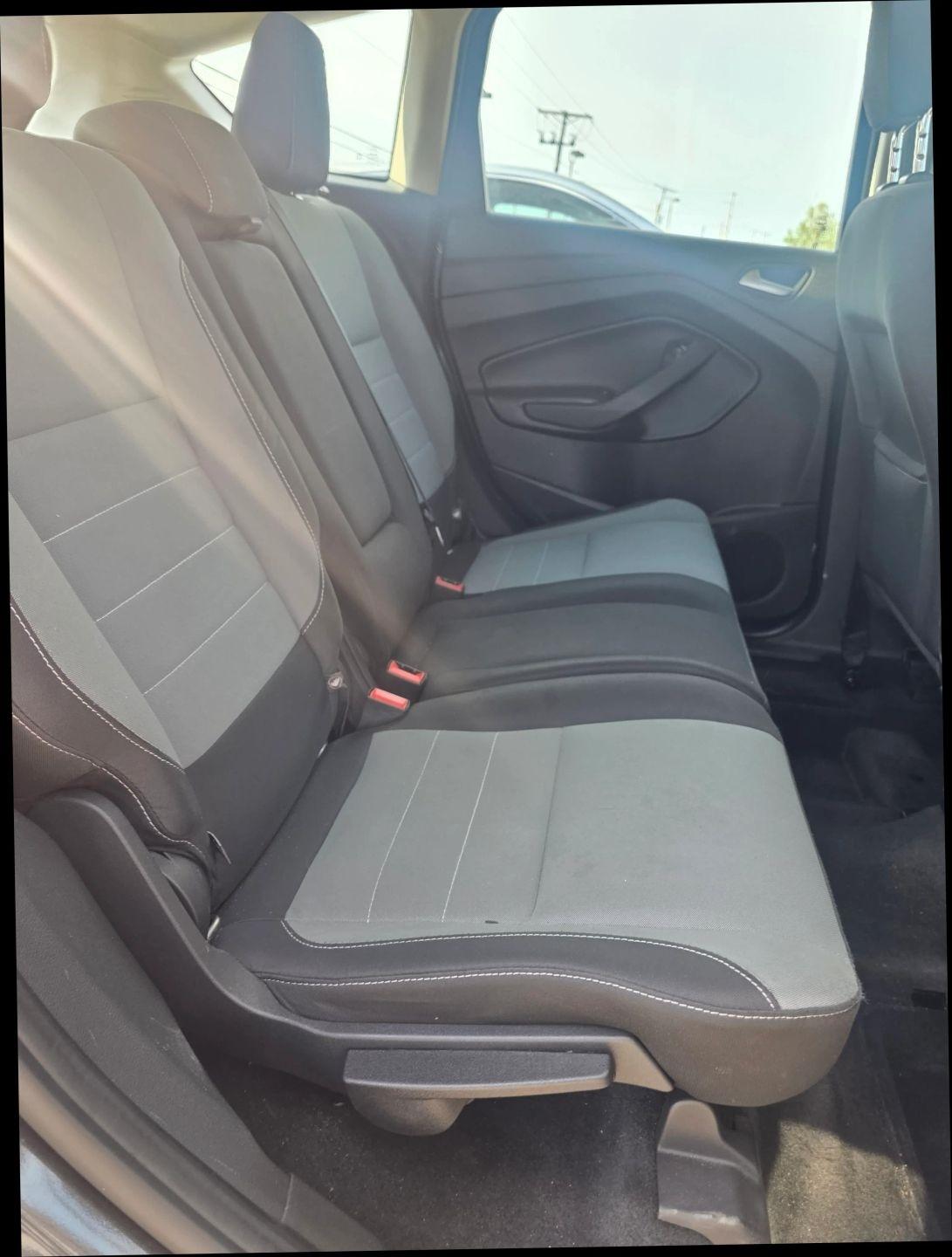 Ford C-Max Hybrid SE 2016