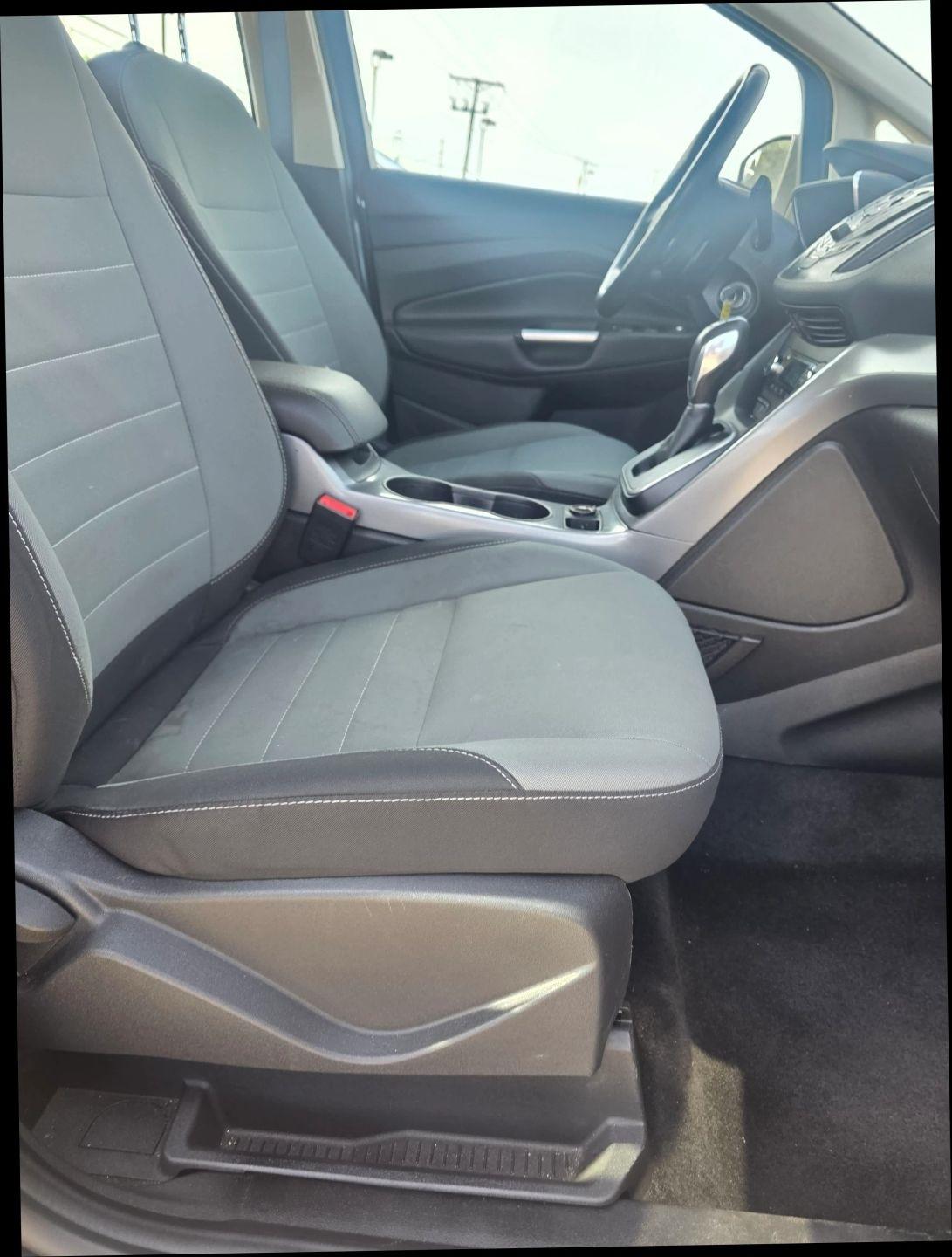 Ford C-Max Hybrid SE 2016