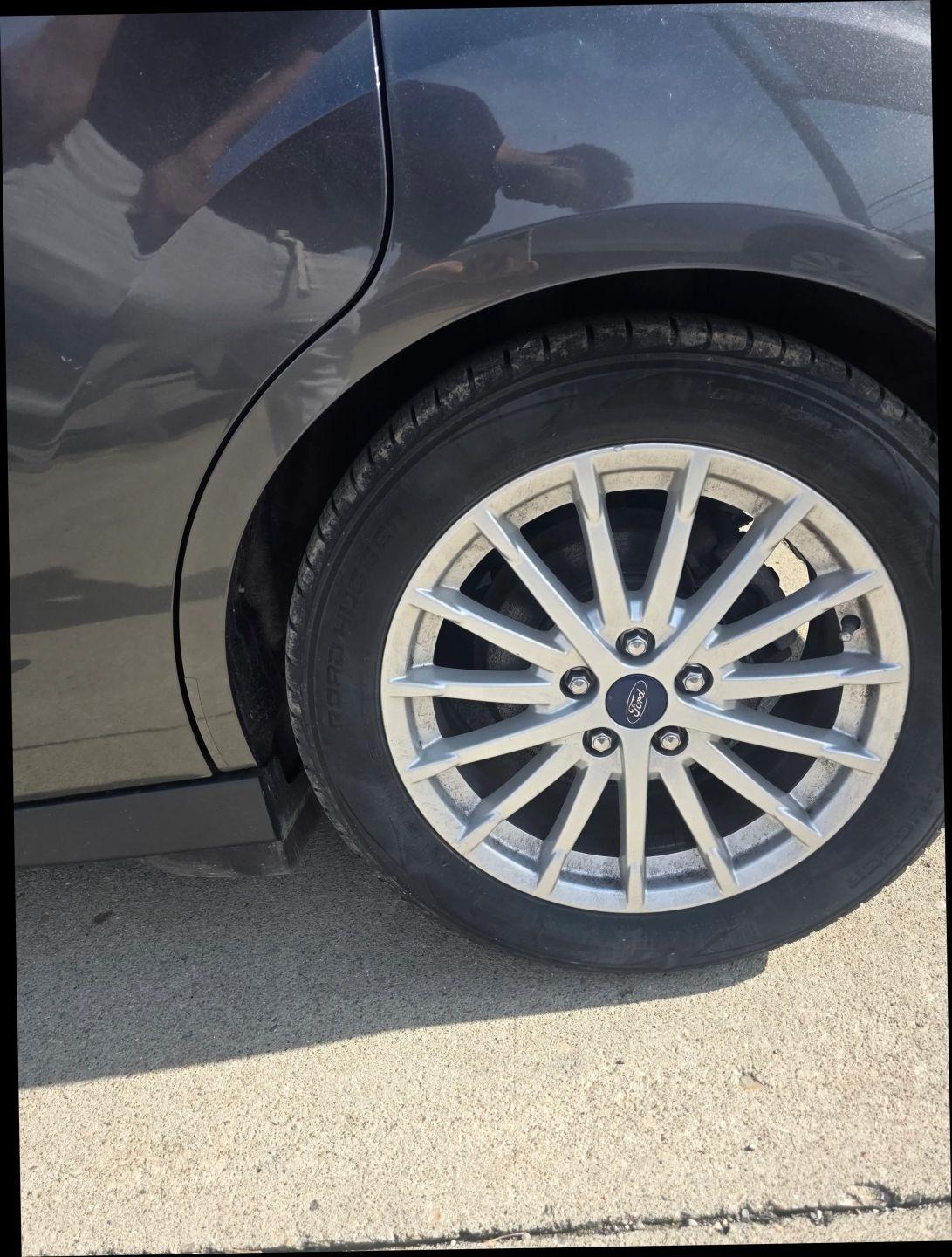 Ford C-Max Hybrid SE 2016