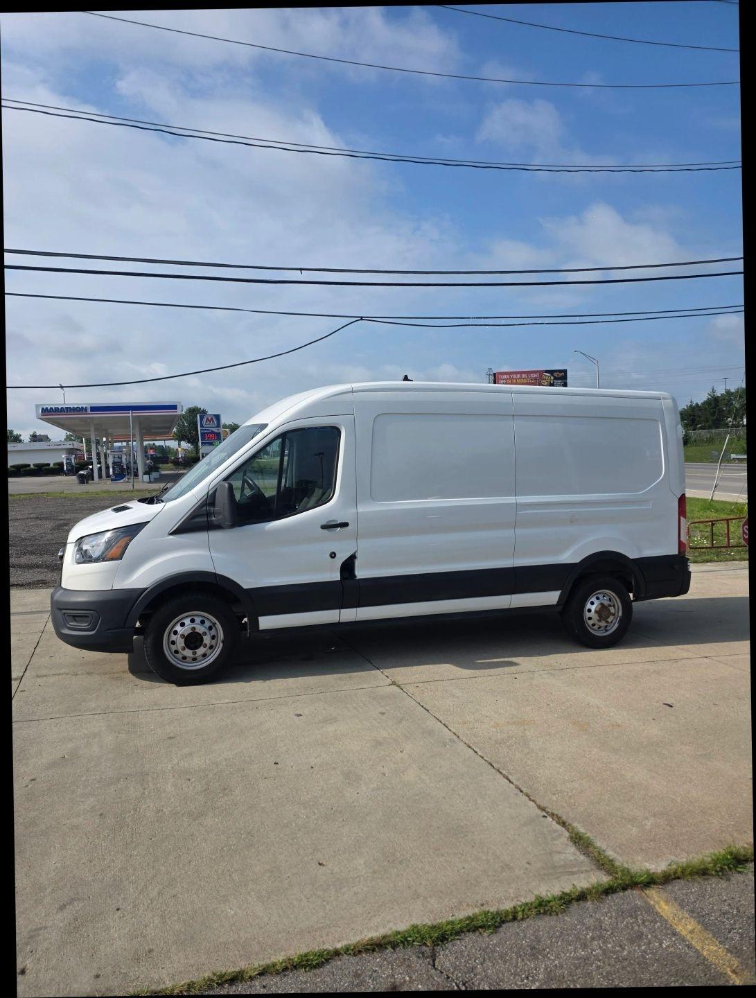 Ford Transit 250 Van Med. Roof w/Sliding Pass. 148-in. WB 2020