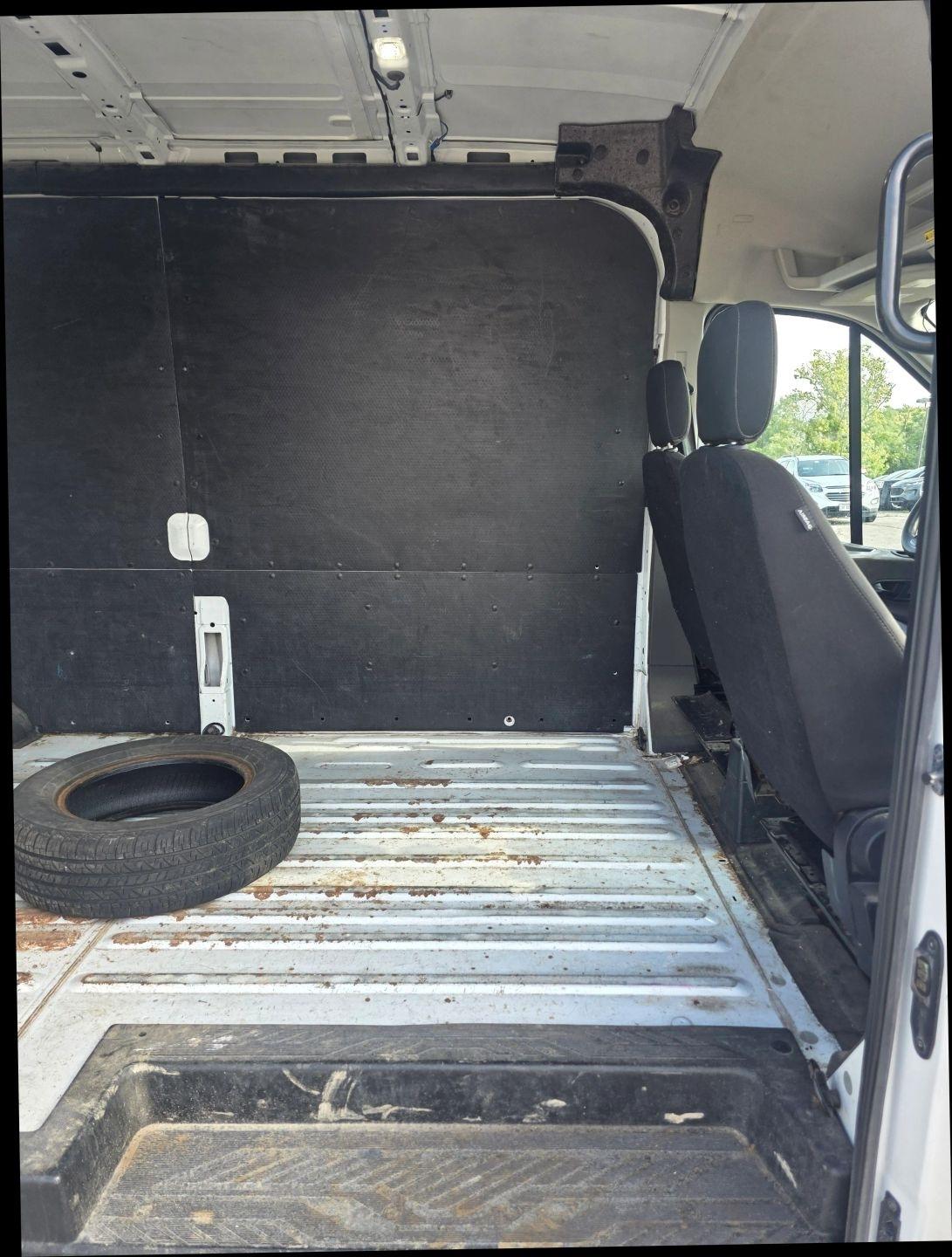 Ford Transit 250 Van Med. Roof w/Sliding Pass. 148-in. WB 2020