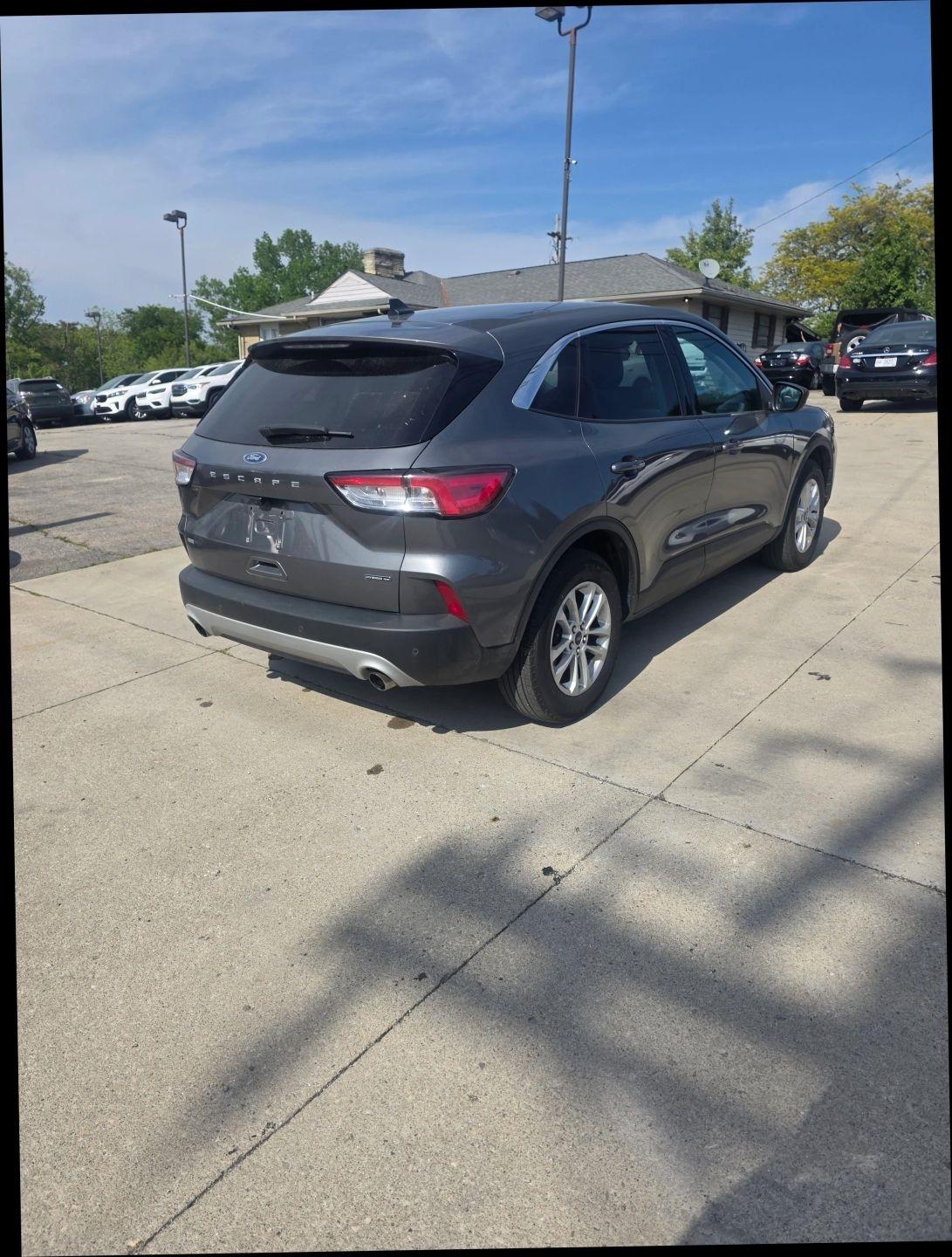 Ford Escape  2022