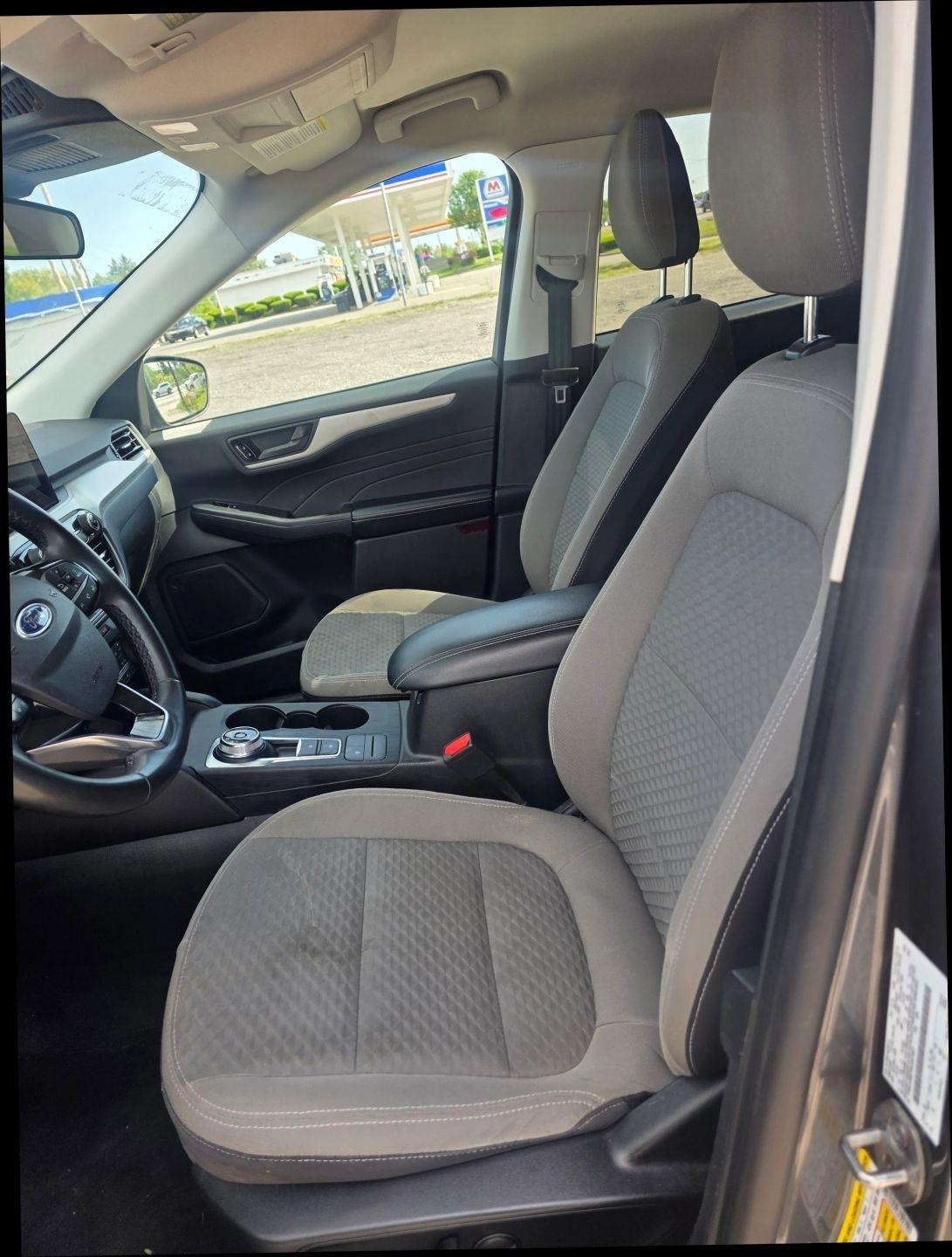 Ford Escape  2022