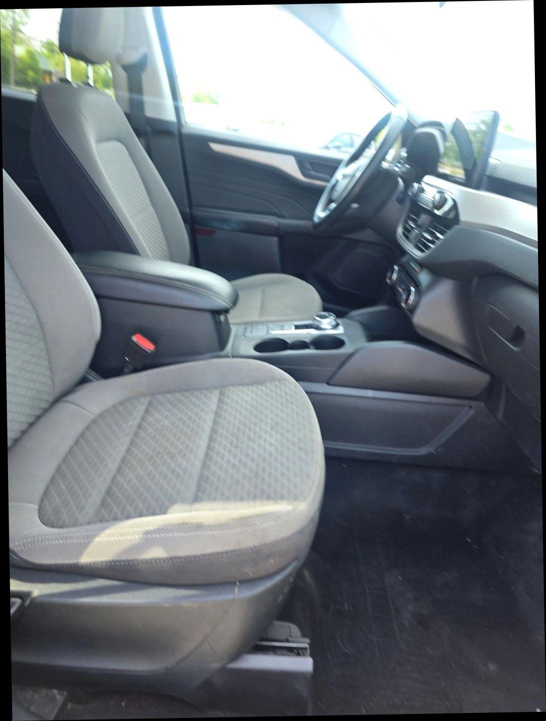 Ford Escape  2022