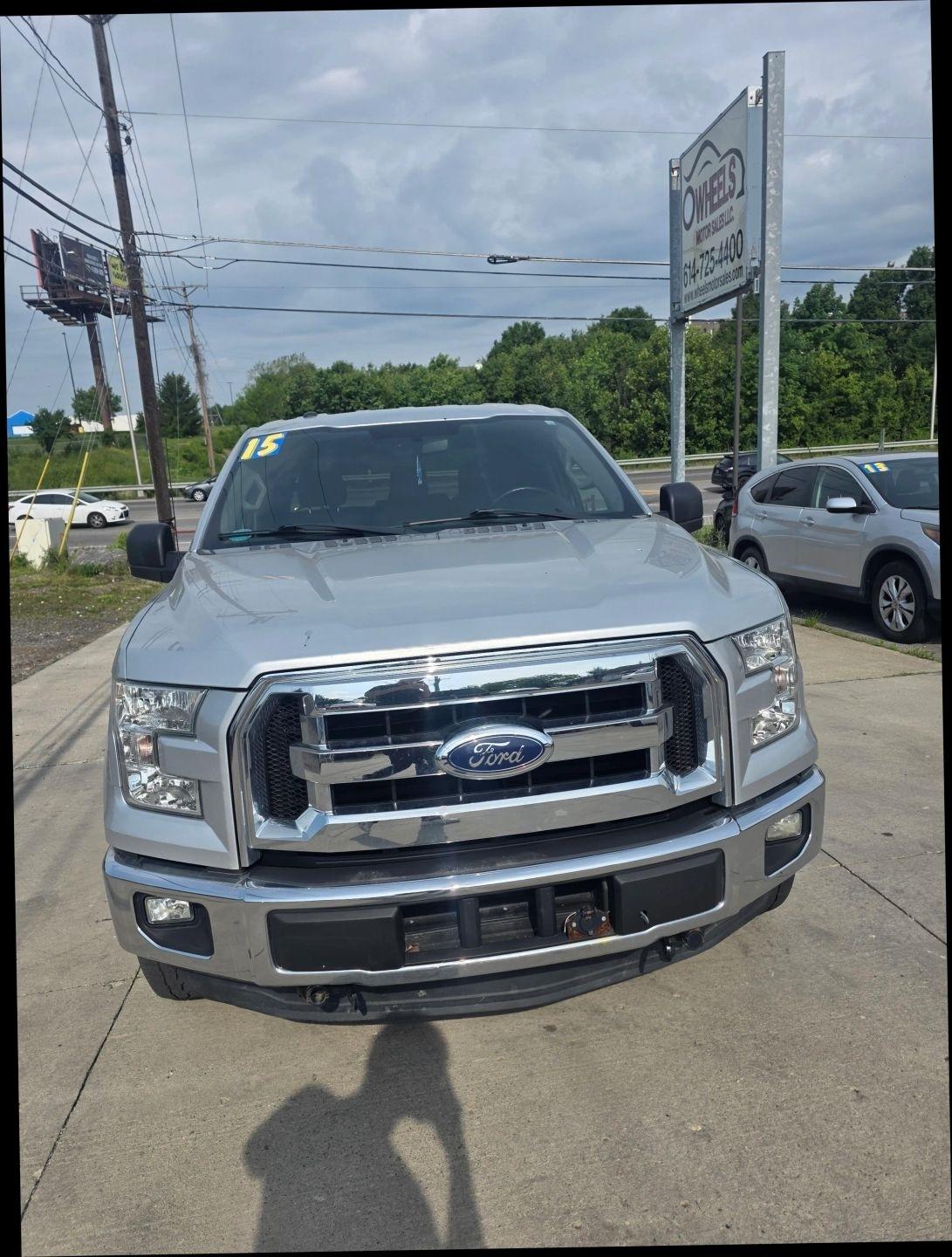 Ford F-150 XLT SuperCrew 6.5-ft. Bed 4WD 2015