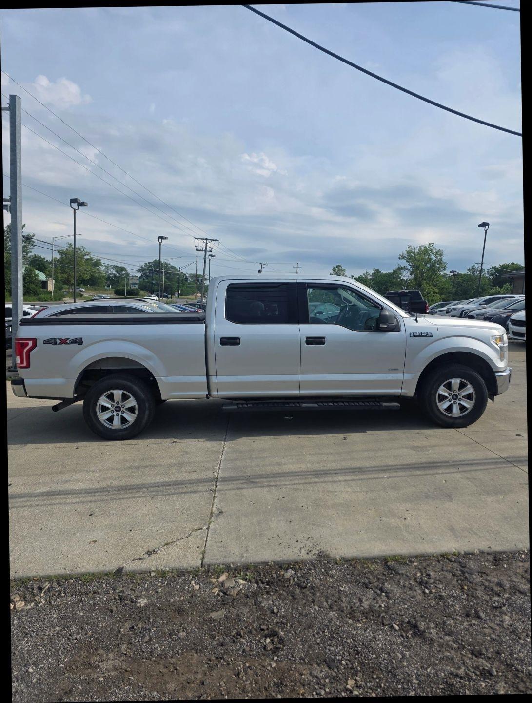 Ford F-150 XLT SuperCrew 6.5-ft. Bed 4WD 2015