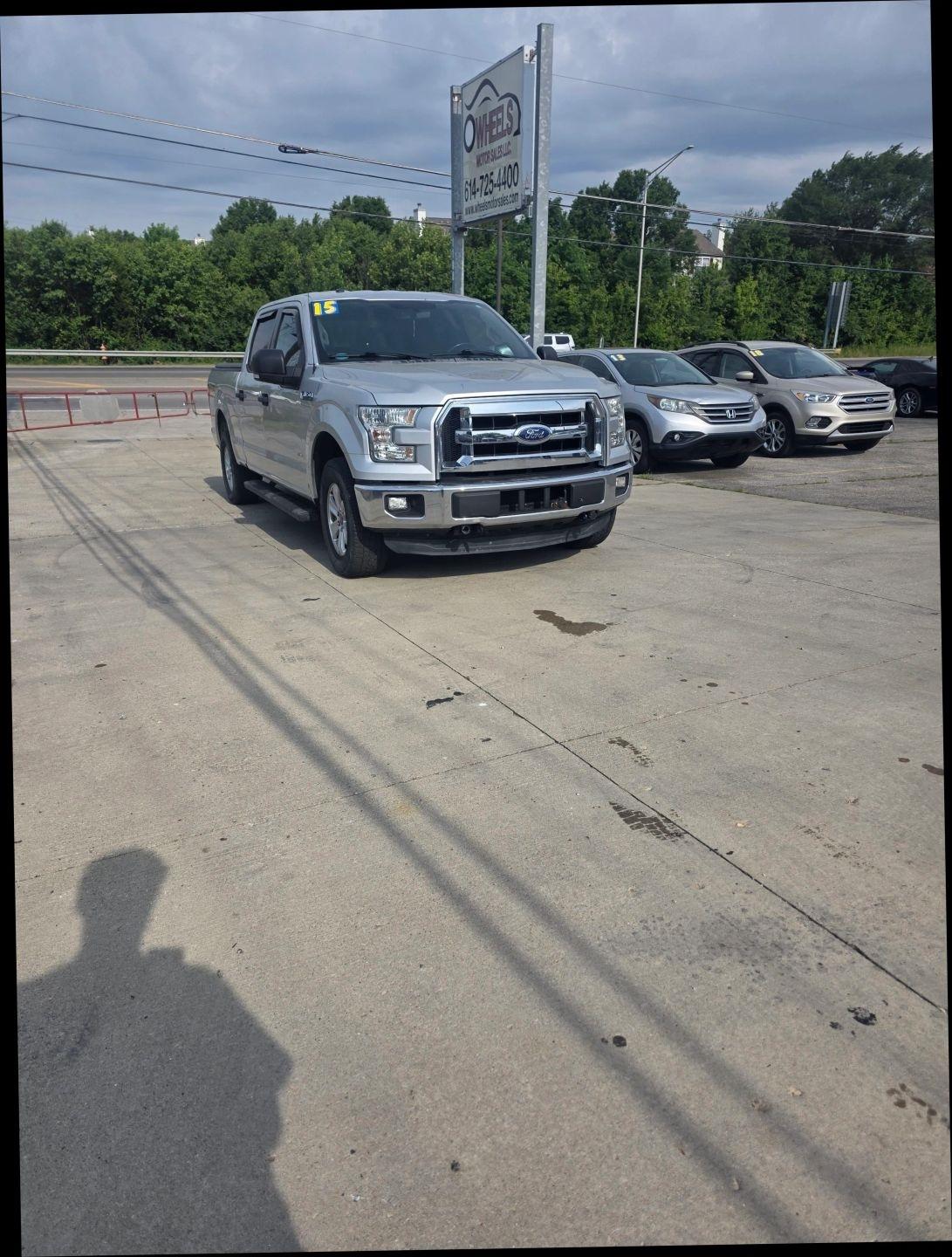 Ford F-150 XLT SuperCrew 6.5-ft. Bed 4WD 2015
