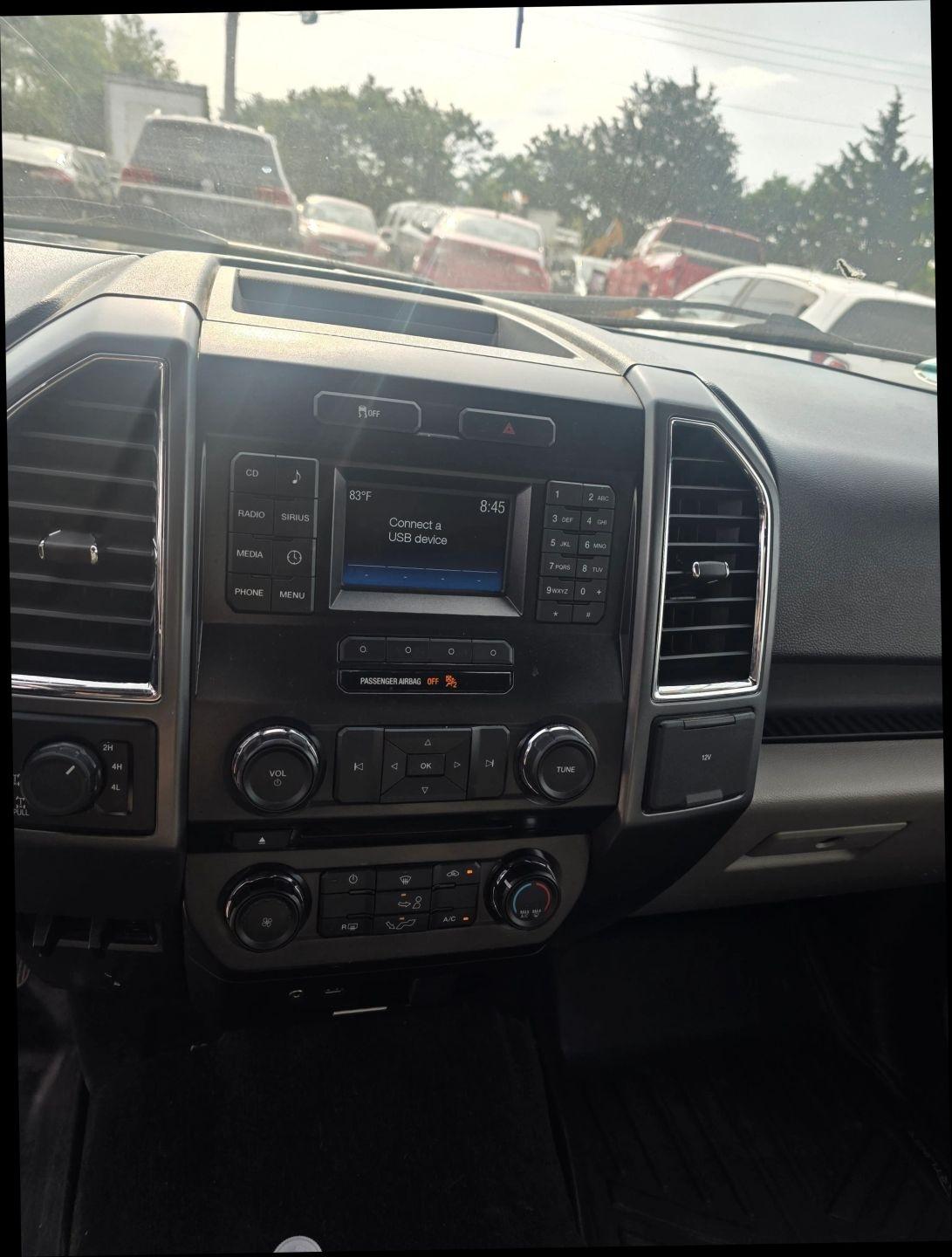 Ford F-150 XLT SuperCrew 6.5-ft. Bed 4WD 2015