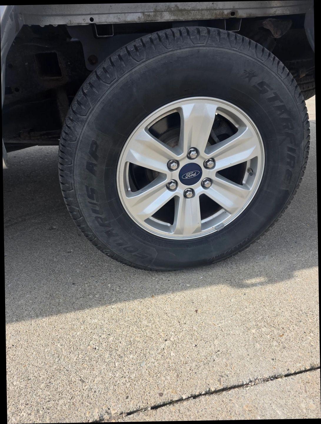 Ford F-150 XLT SuperCrew 6.5-ft. Bed 4WD 2015