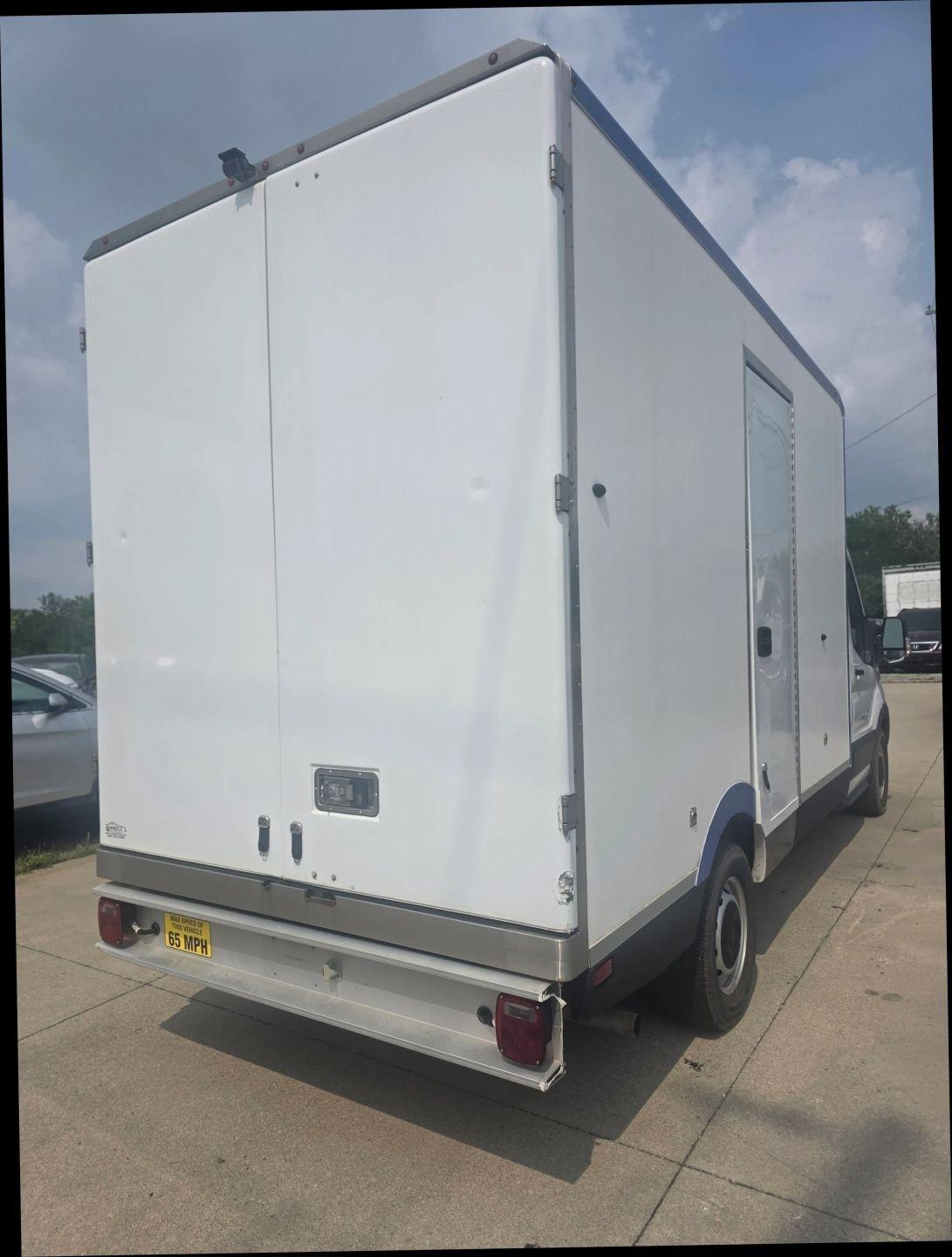 Ford Transit T-350 2022