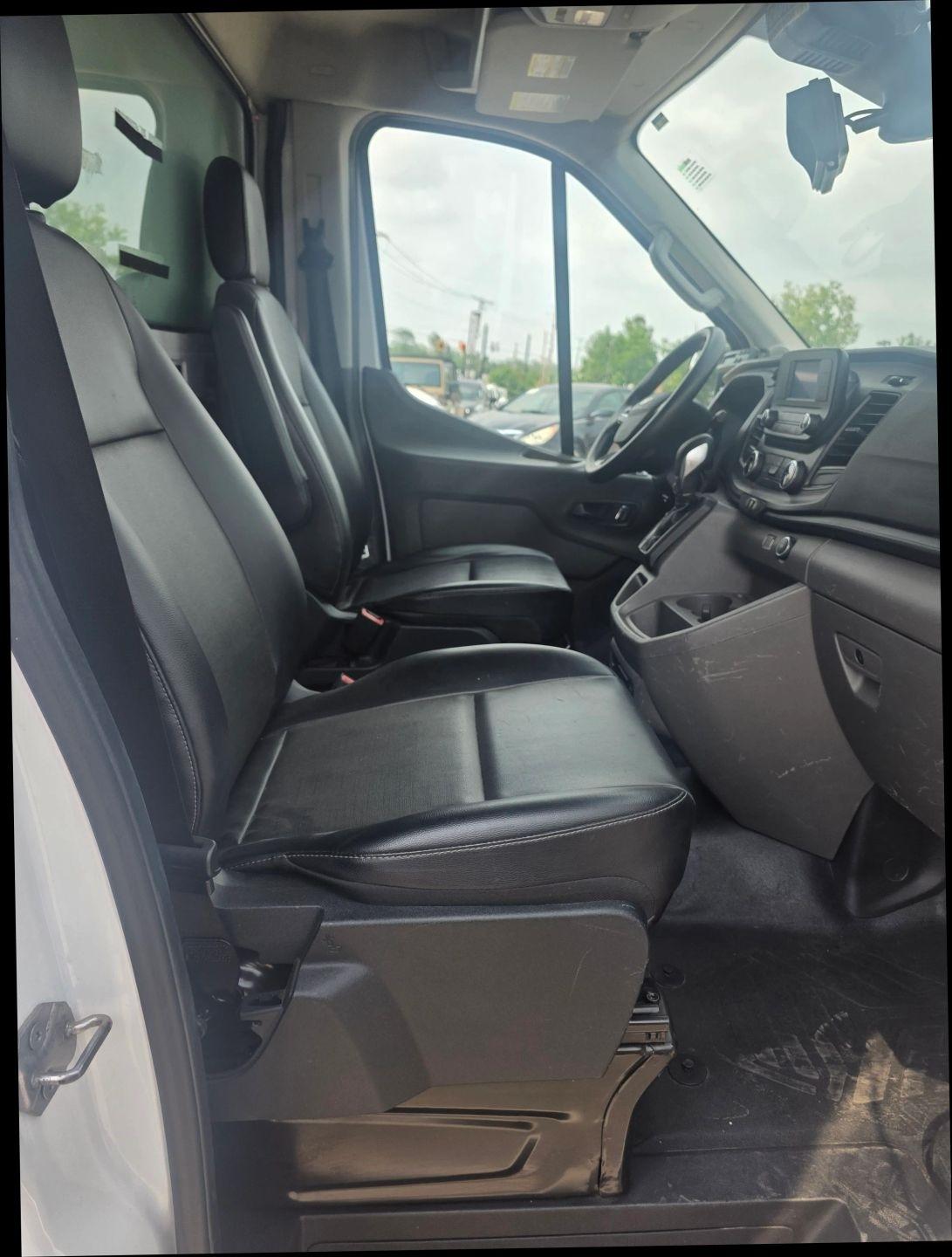 Ford Transit T-350 2022